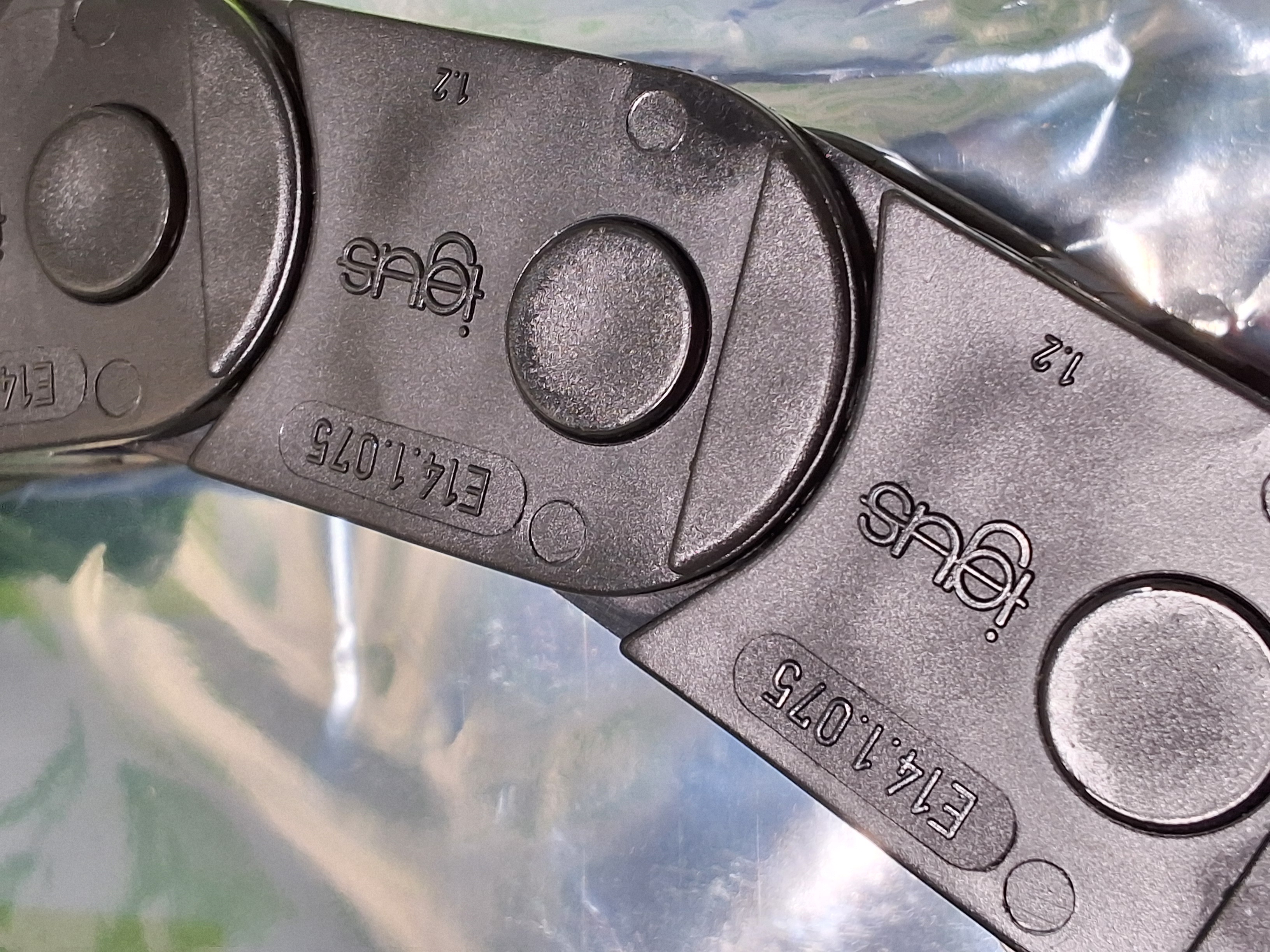 IGUS E14-1-075-0 E-CHAIN - BRAND NEW