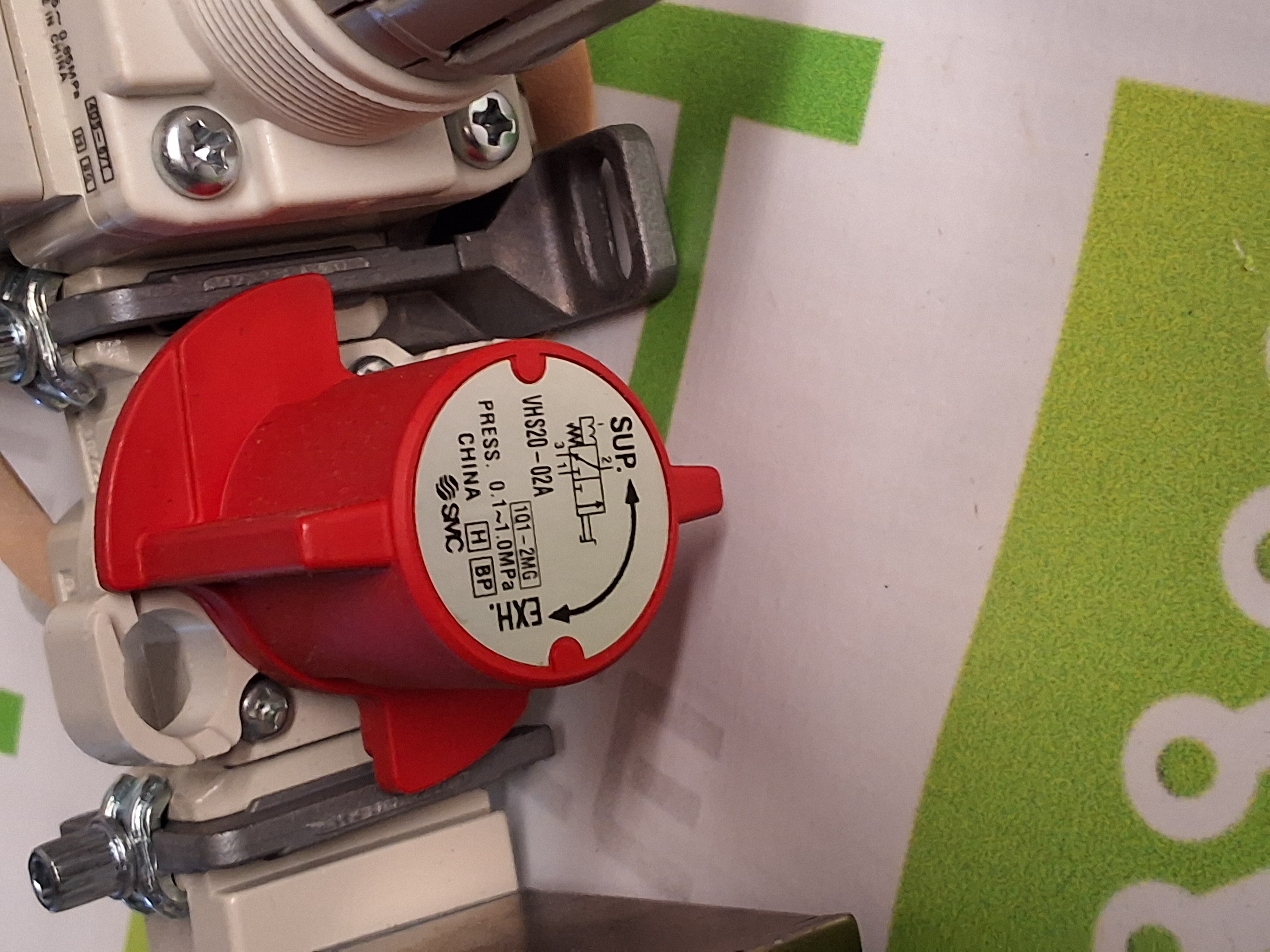 Used SMC FILTER REGULATOR AW20-02E-B W/ PRESSURE RELEASE VALVE AND PRESSURE SWITCH