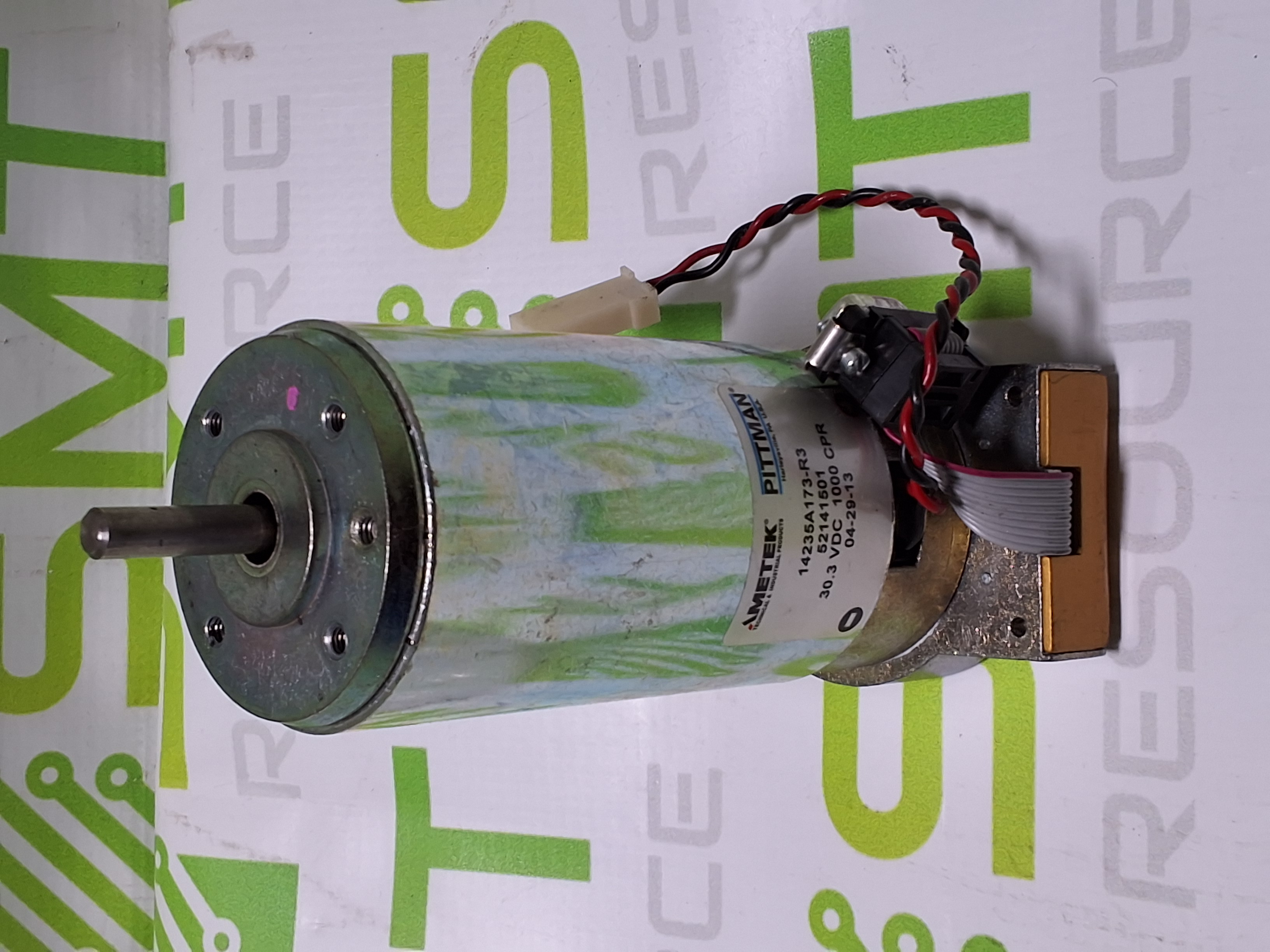 AMETEK PITTMAN 14235A173-R3 52141501 MOTOR 30.3 VDC 1000 CPR - BRAND NEW