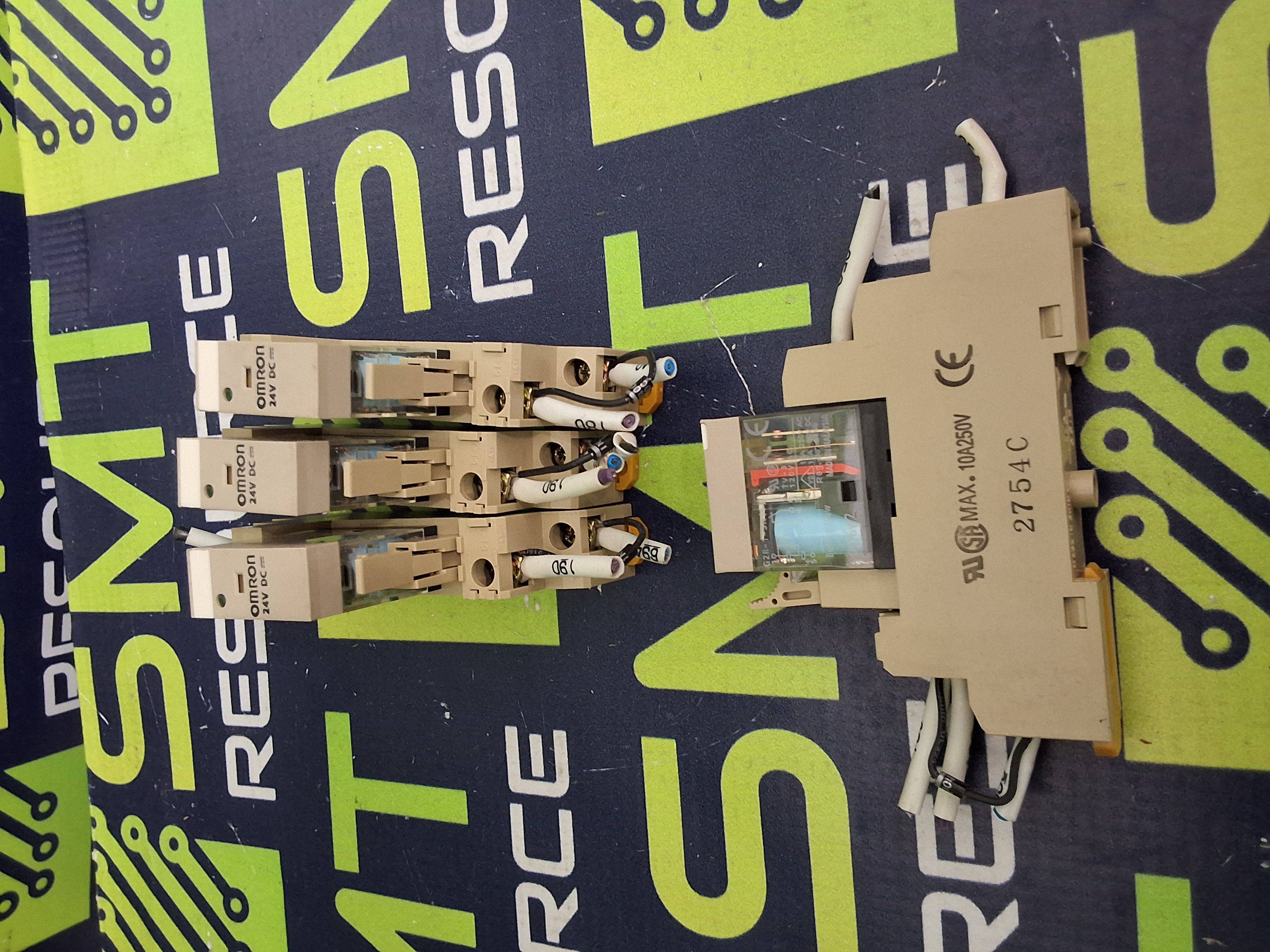 Used OMRON G2R-1-SN GENERAL PURPOSE RELAY 24VDC WITH 10A 250V BASE