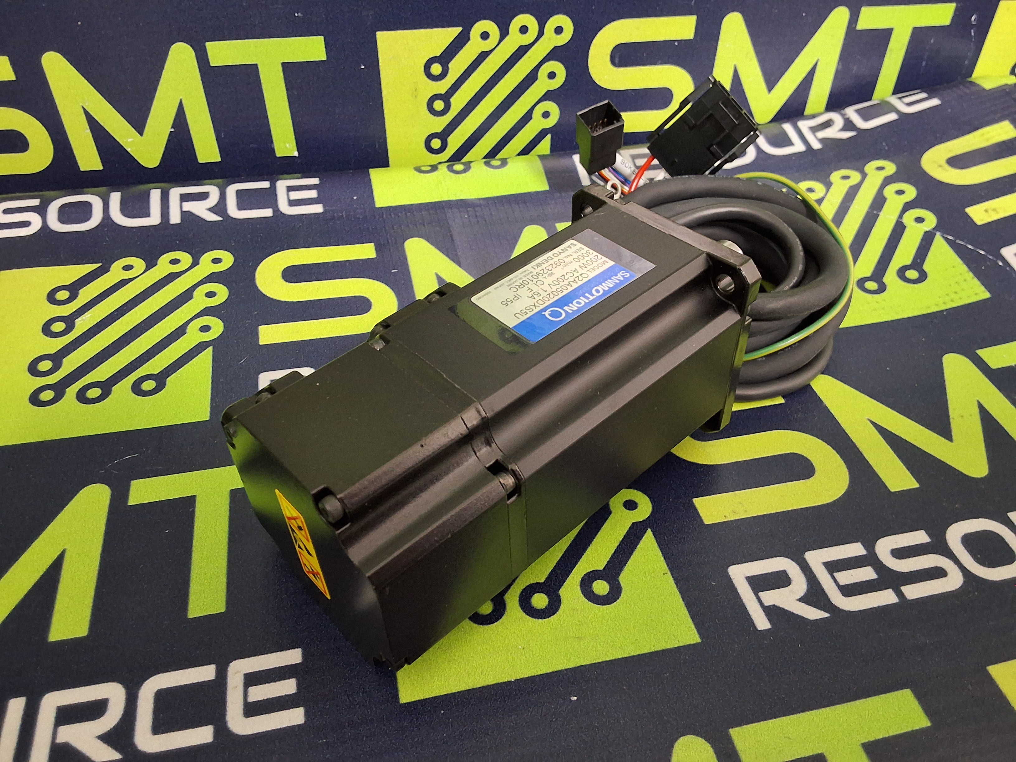 SANYO DENKI Q2AA05020DXS5U AC SERVO MOTOR 200W 200VAC 1.6A - BRAND NEW