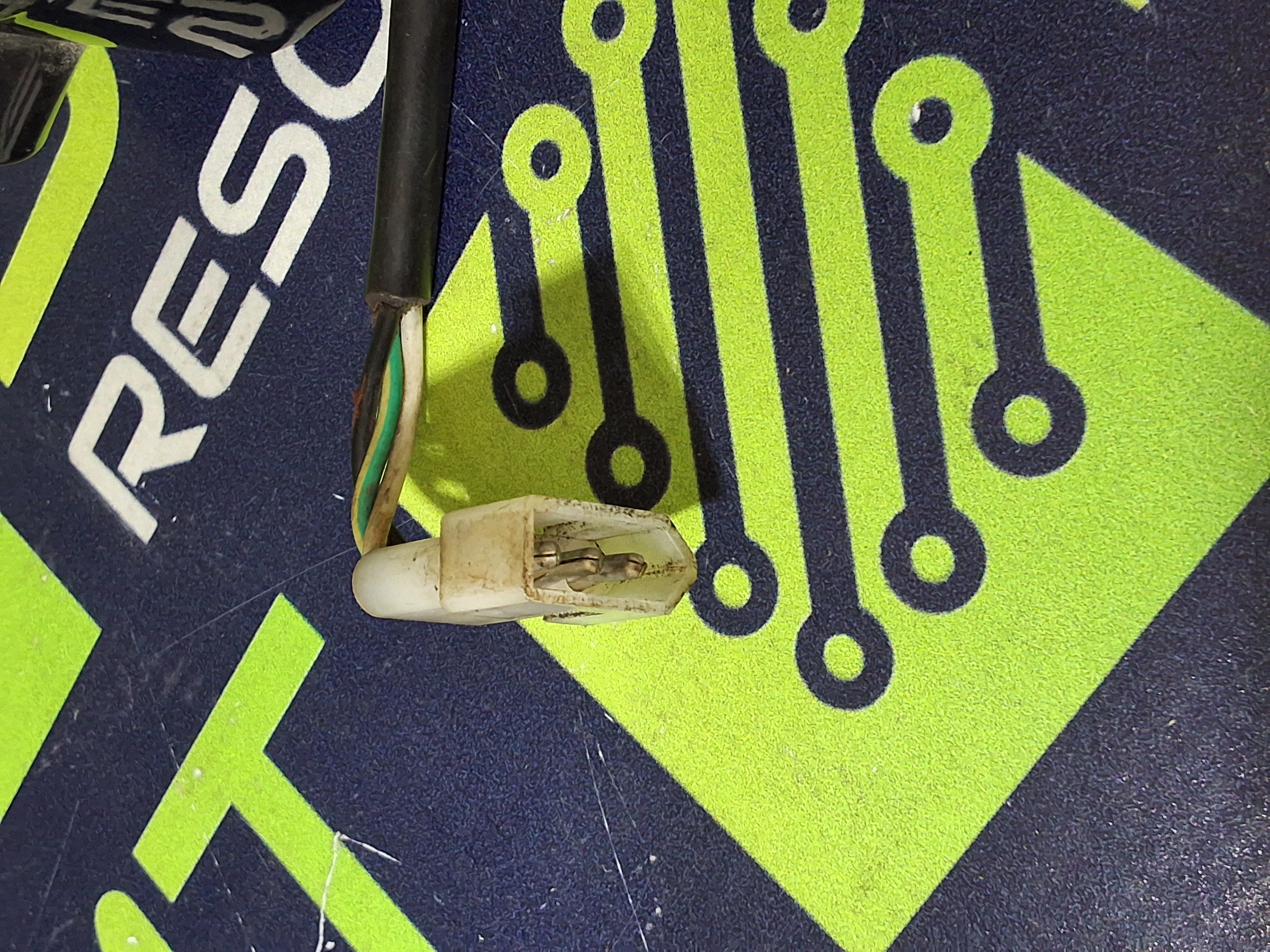 Used BODINE ELECTRIC 24A2BEPM-D3 DC GEARMOTOR 130V .30A 1/20HP 18:1