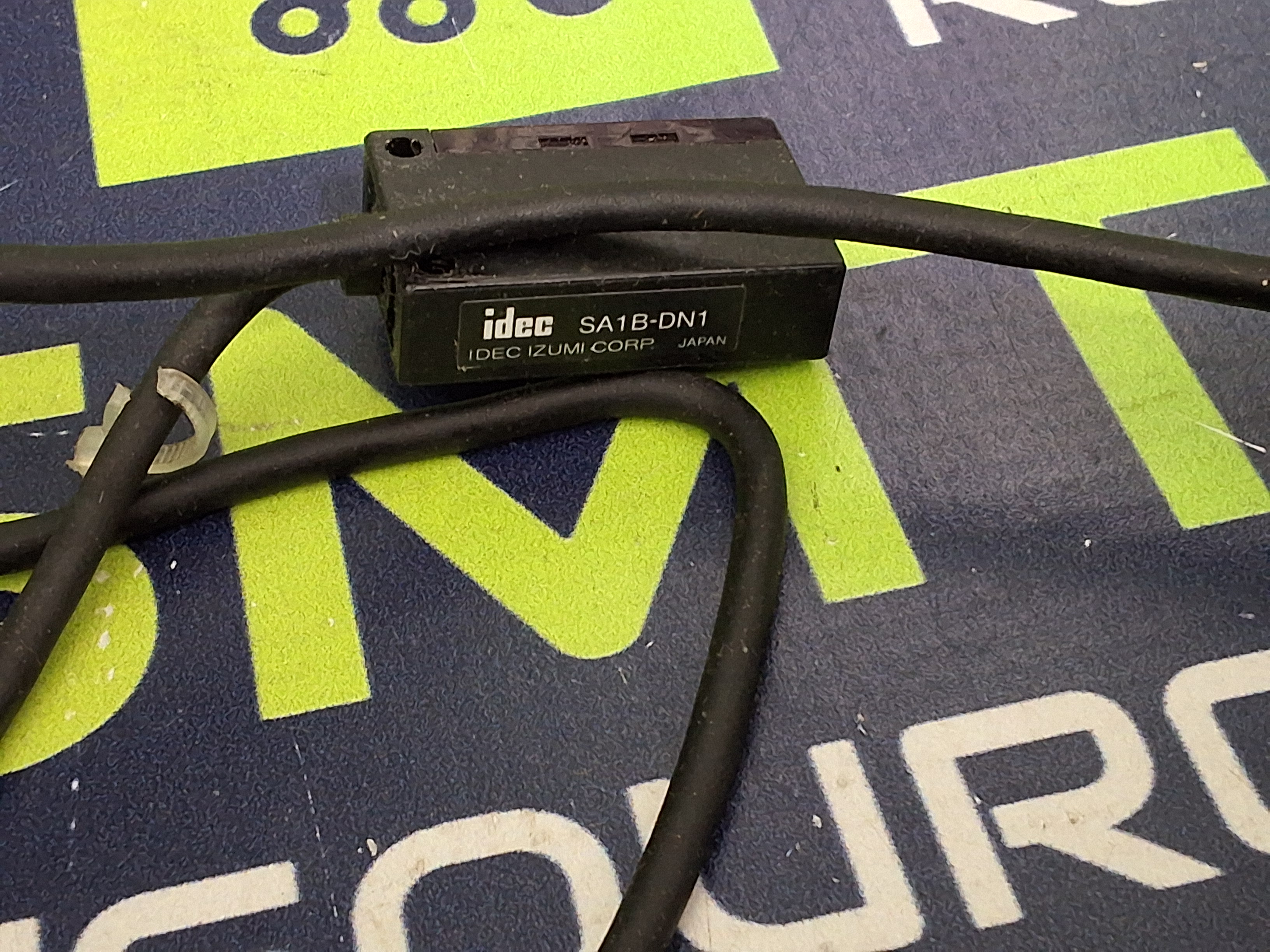Used IDEC SA1B-DN1 PHOTOELECTRIC SENSOR