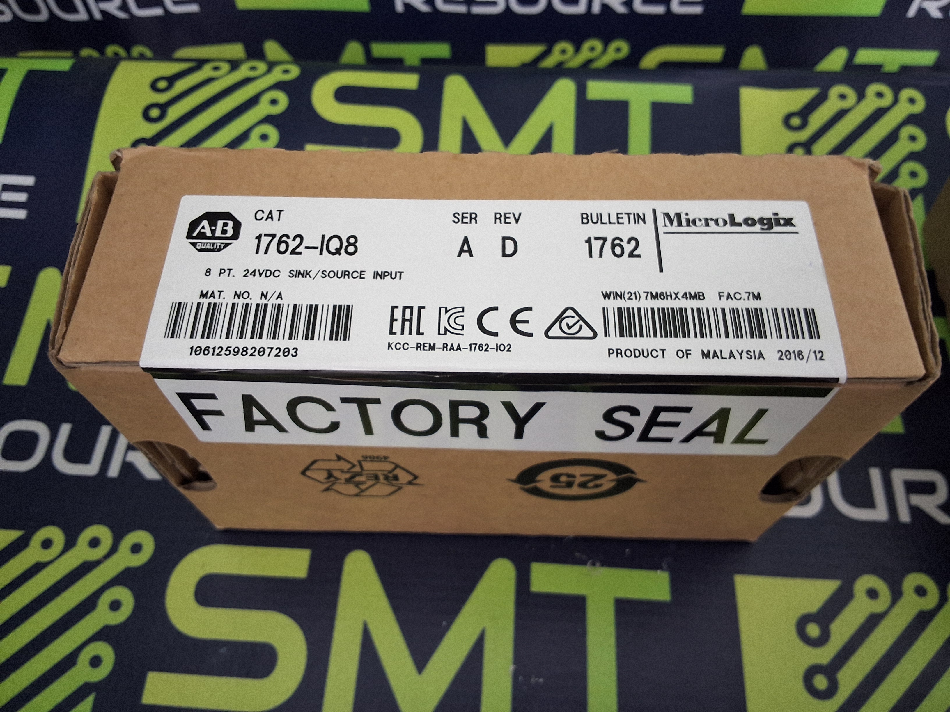 ALLEN BRADLEY 1762-OB8 REV. D MICROLOGIX 8 POINT SINK/SOURCE INPUT MODULE - BRAND NEW