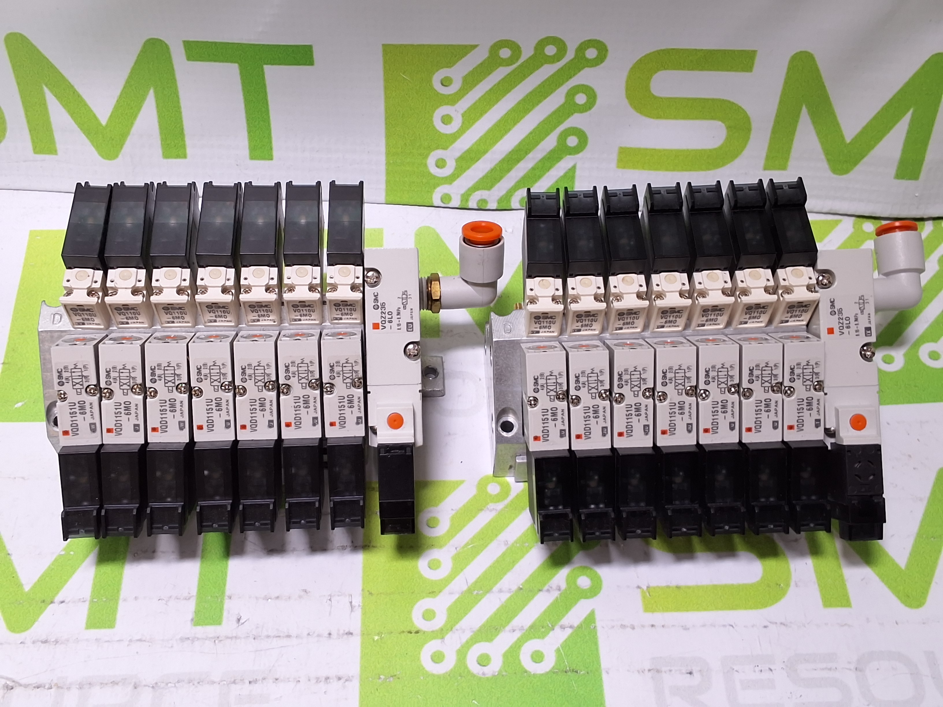 Used SMC PNEUMATIC 7X SOLENOID VALVE MANIFOLD VQZ235-6LO WITH 7 PORTS 