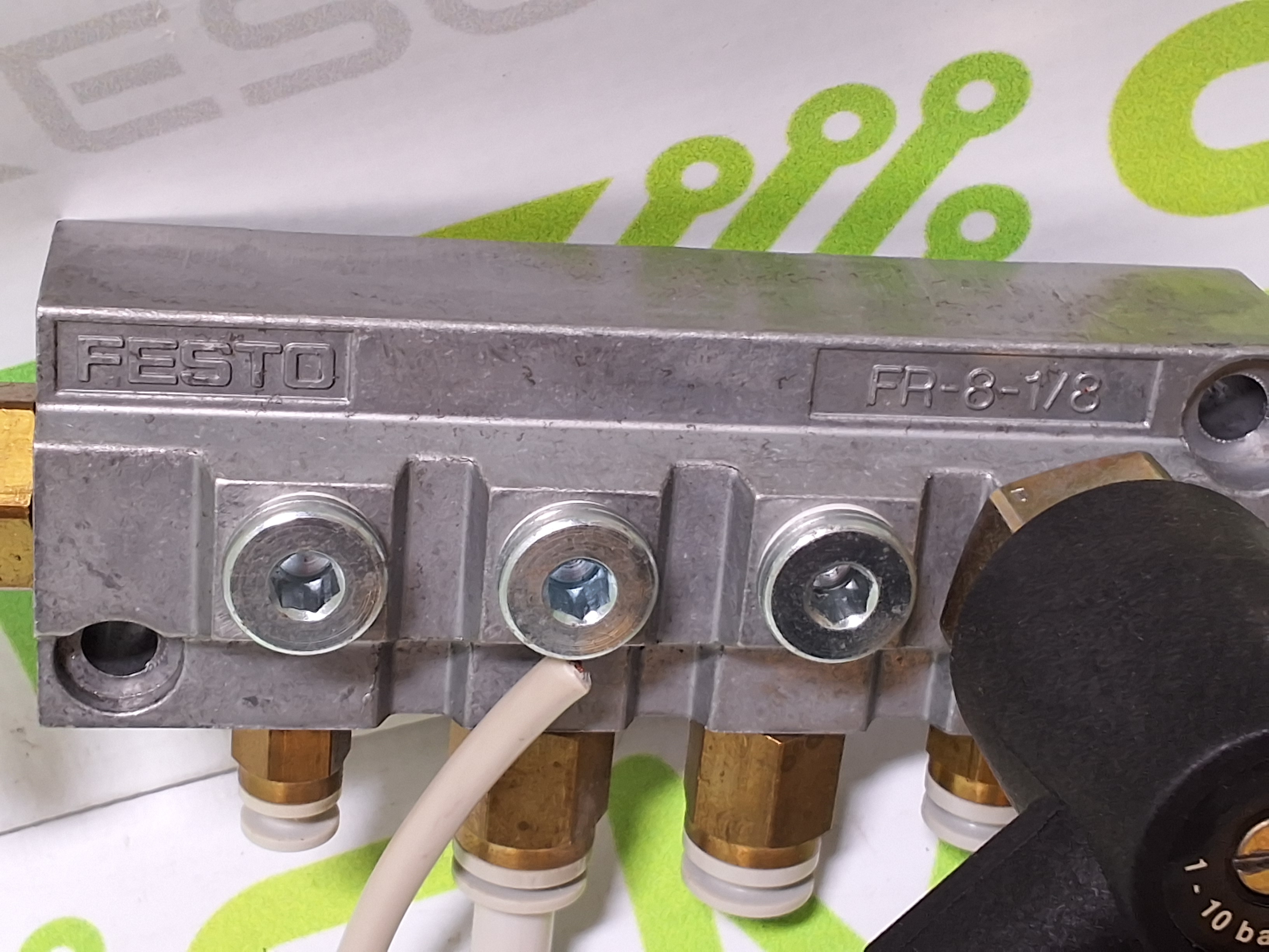 Used FESTO FR-8-1/8 DISTRIBUTION MANIFOLD BLOCK 4 PORT