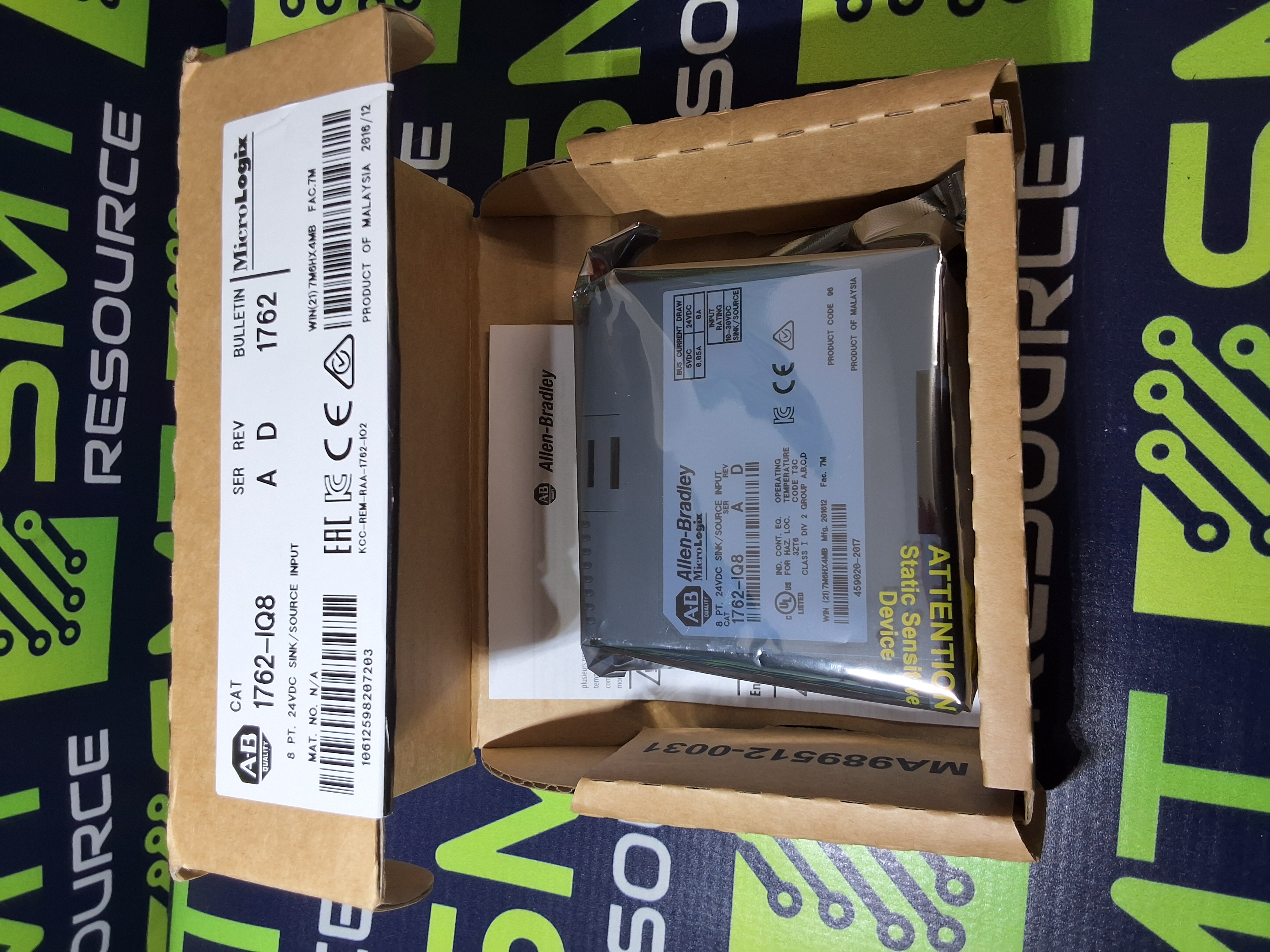 ALLEN BRADLEY 1762-OB8 REV. D MICROLOGIX 8 POINT SINK/SOURCE INPUT MODULE - BRAND NEW