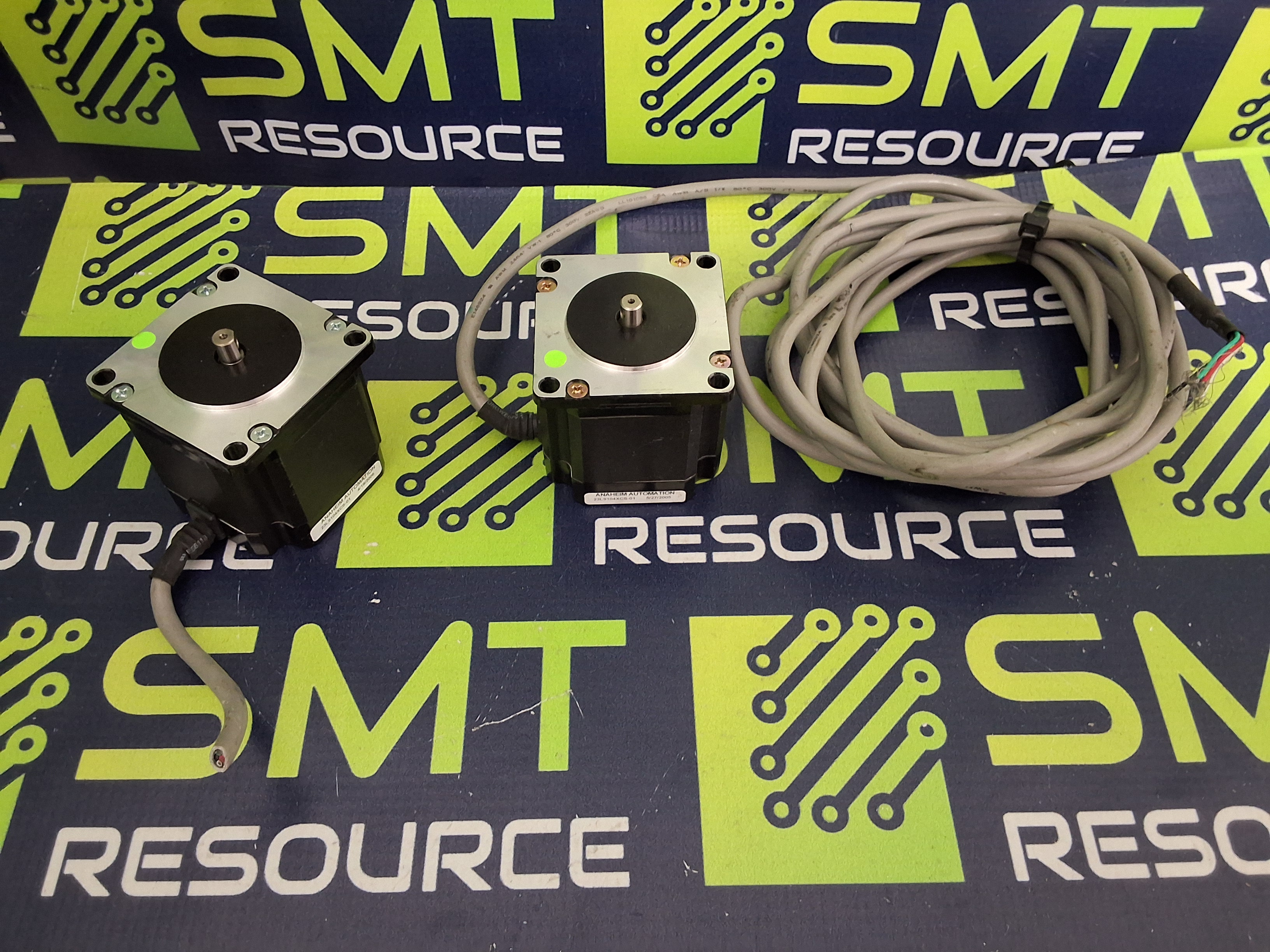 Used ANAHEIM AUTOMATION 23L9104XCS-01 STEPPER MOTOR - LOT OF 2 -