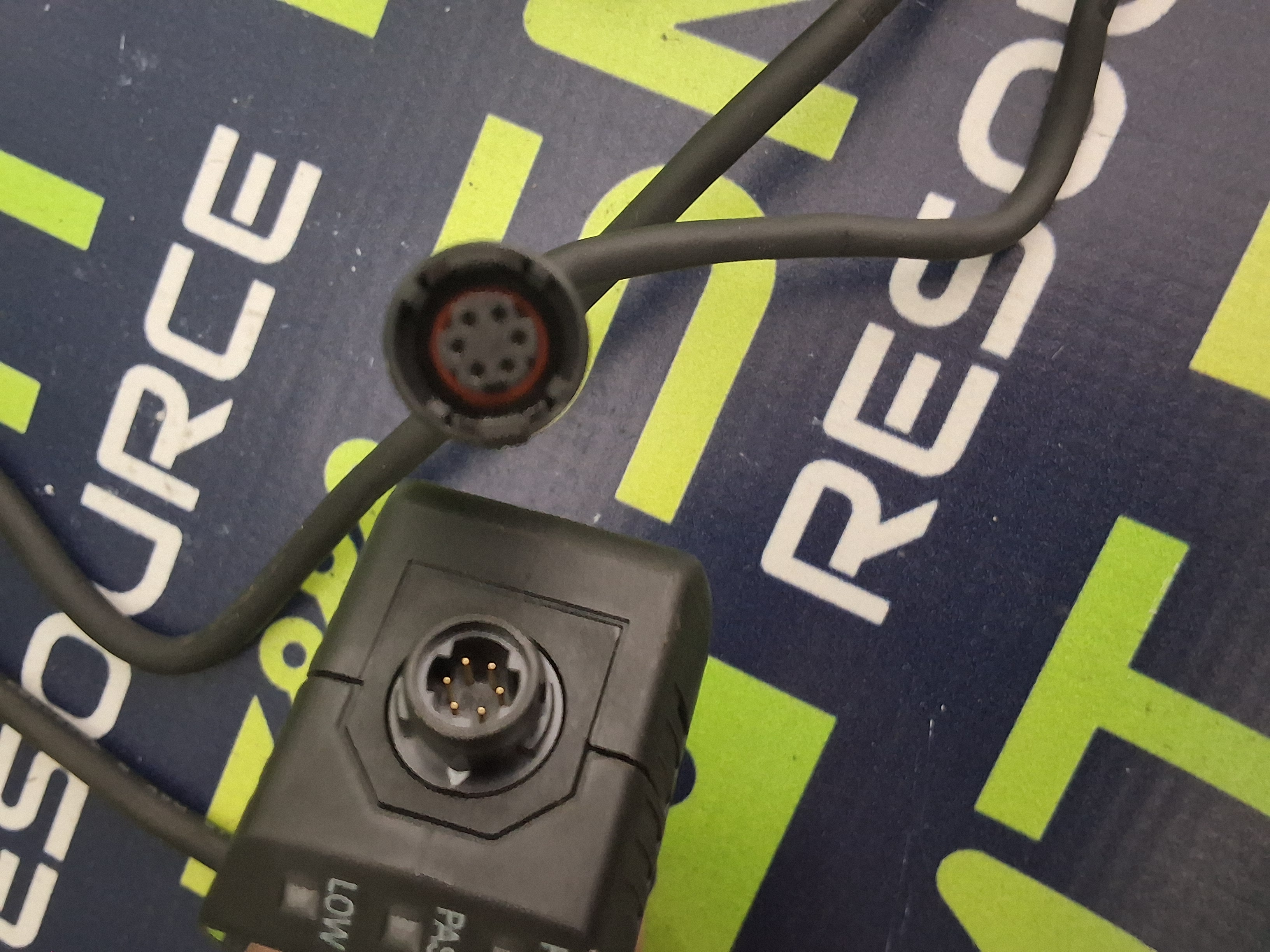 Used OMRON ZX2-LD50 CMOS LASER DISPLACEMENT SENSOR HEAD WITH OMRON ZX2-LDA11-JK2 SMART SENSOR / AMPLIFIER