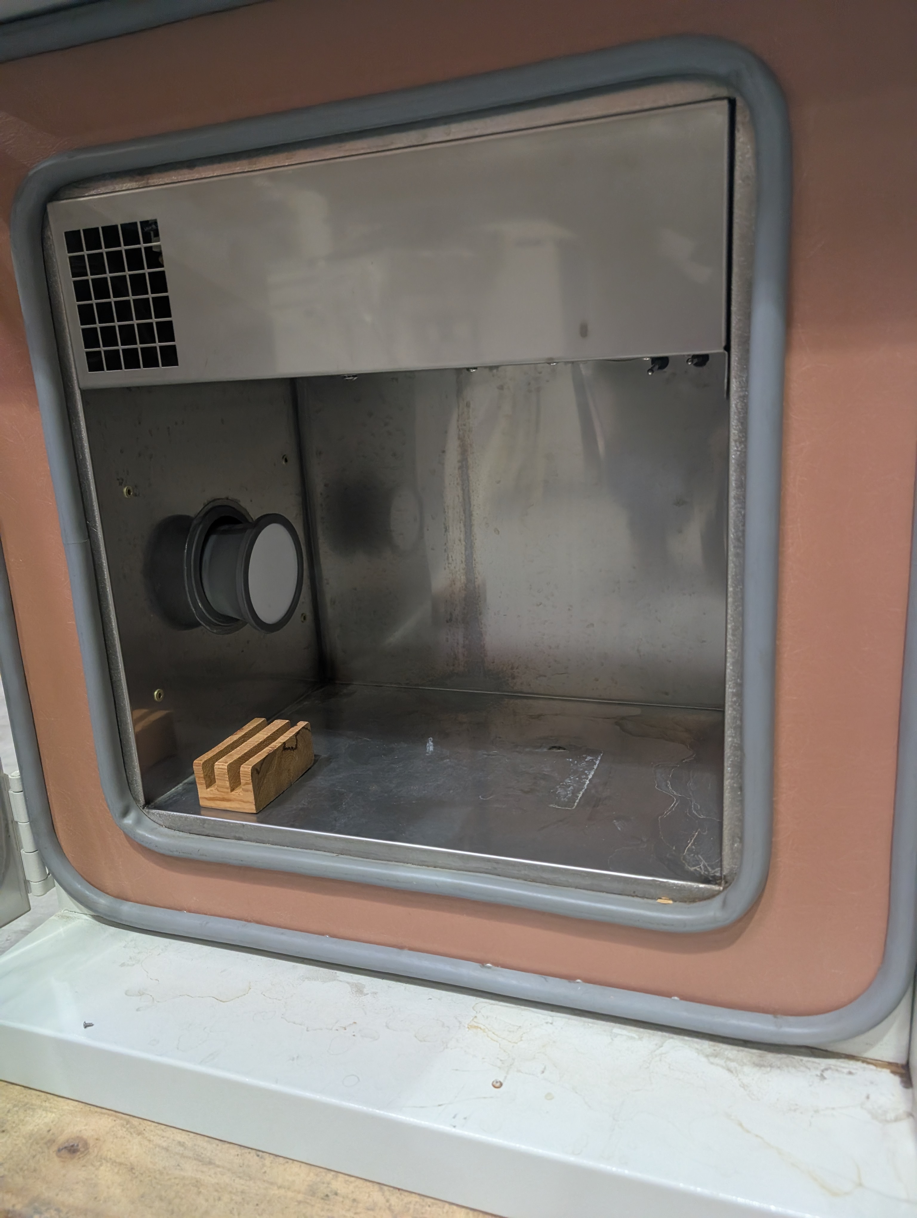 Used TPS BLUE M Tenney TJR