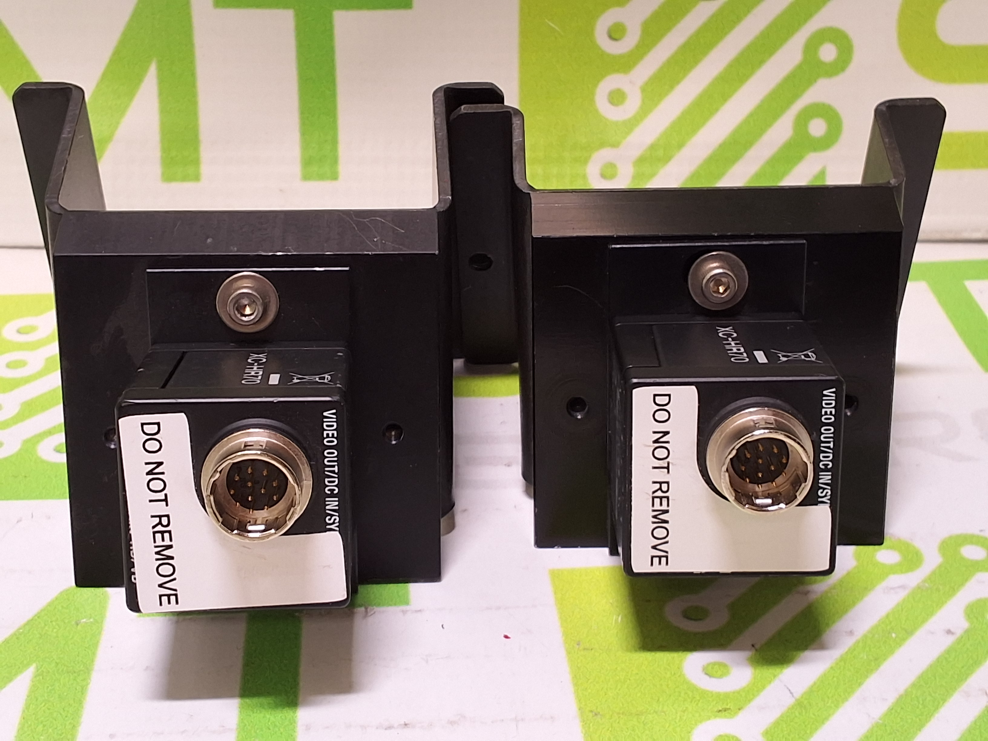 Used SONY XC-HR70 CAMERA WITH FUJINON 1:1.6/35mm LENS