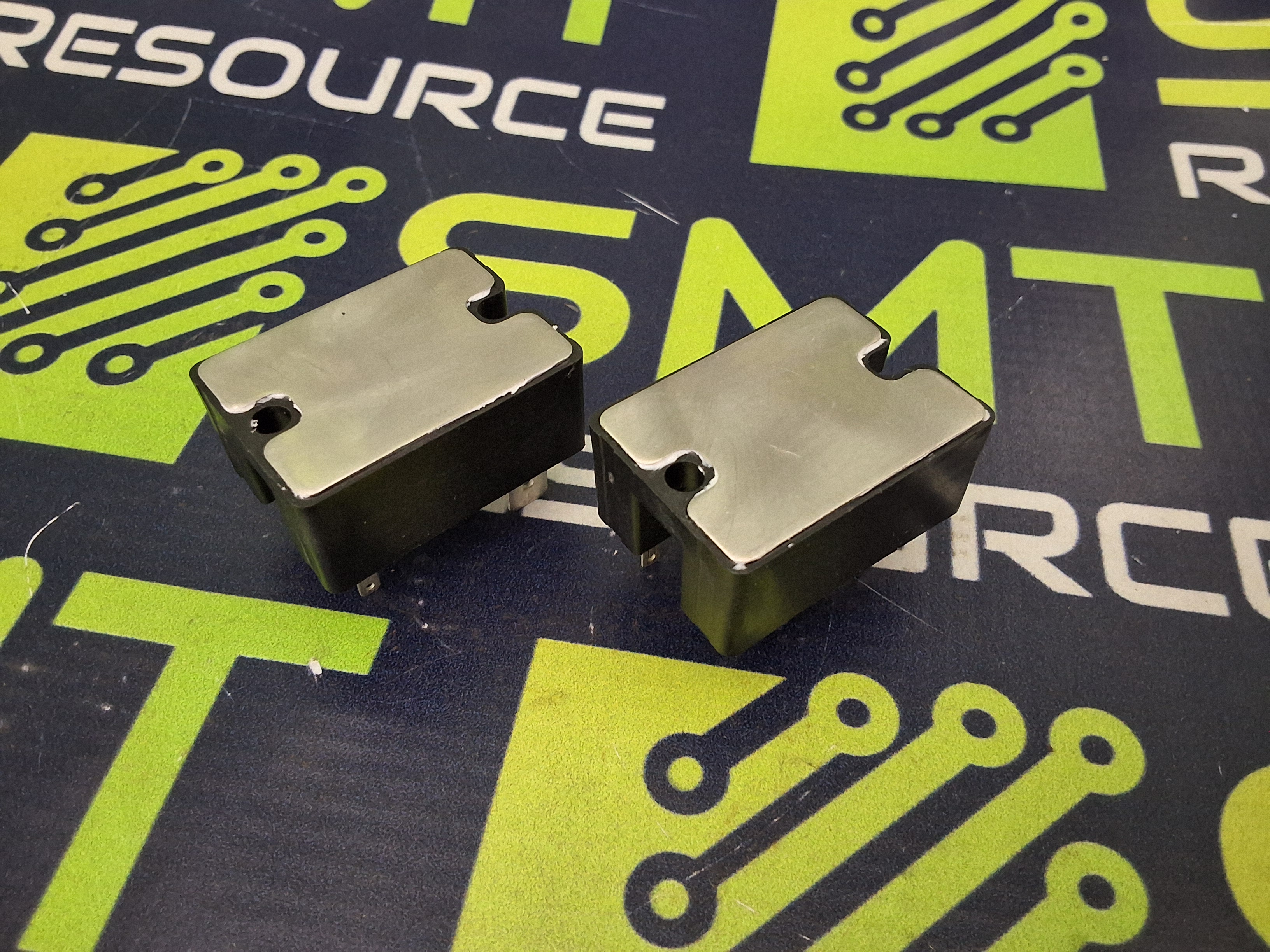 Used SOLID STATE RELAY AQJ416V 25A 264VAC