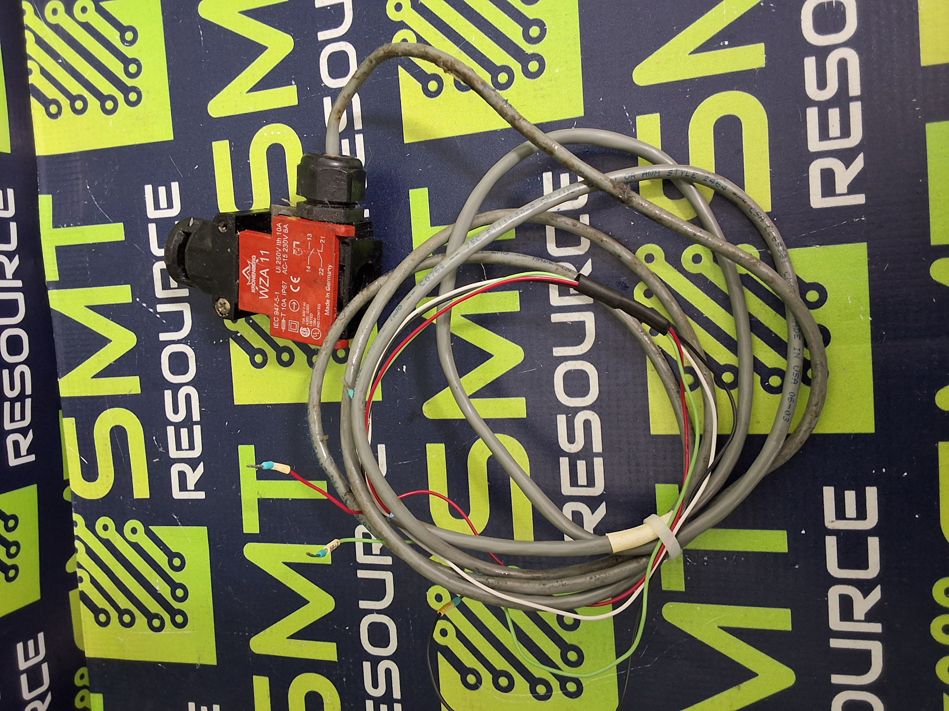 Used KRONENBERG WZA-11 SAFETY SWITCH 230V 6A 