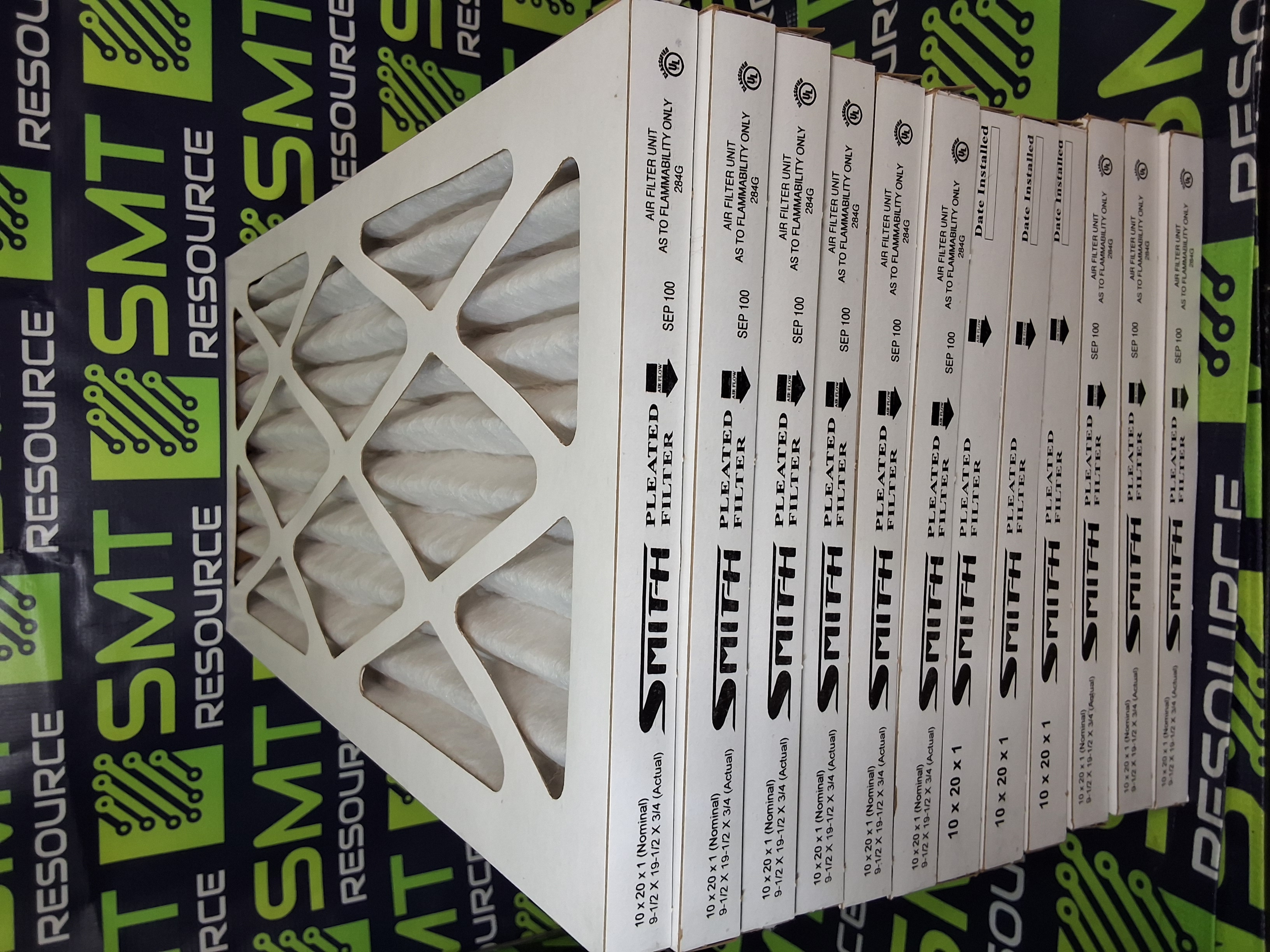 SMITH PLEATED FILTER 10x20x1 - LOT OF 12- BRAND NEW 