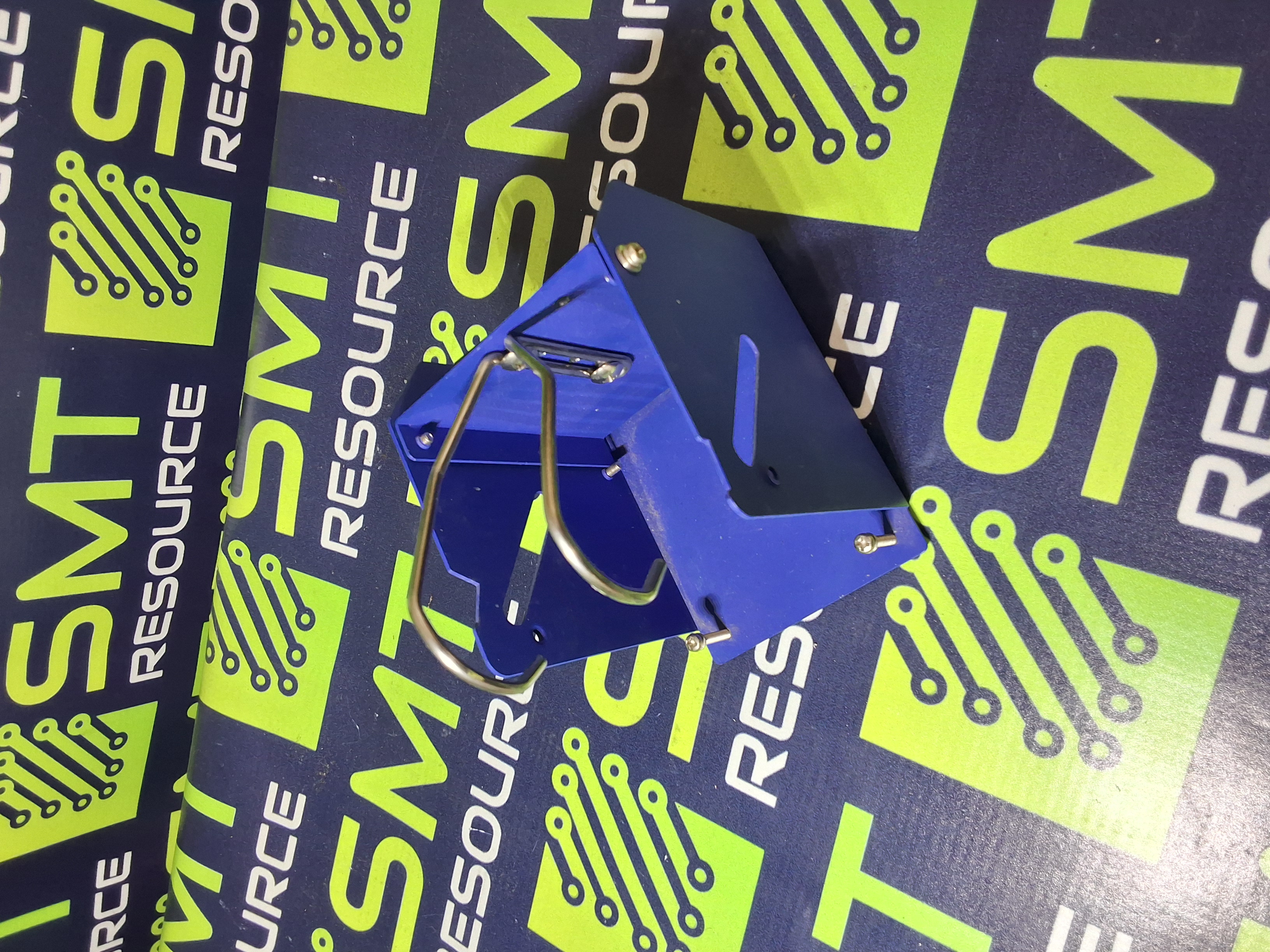 Used HAKKO SOLDERING IRON HOLDER