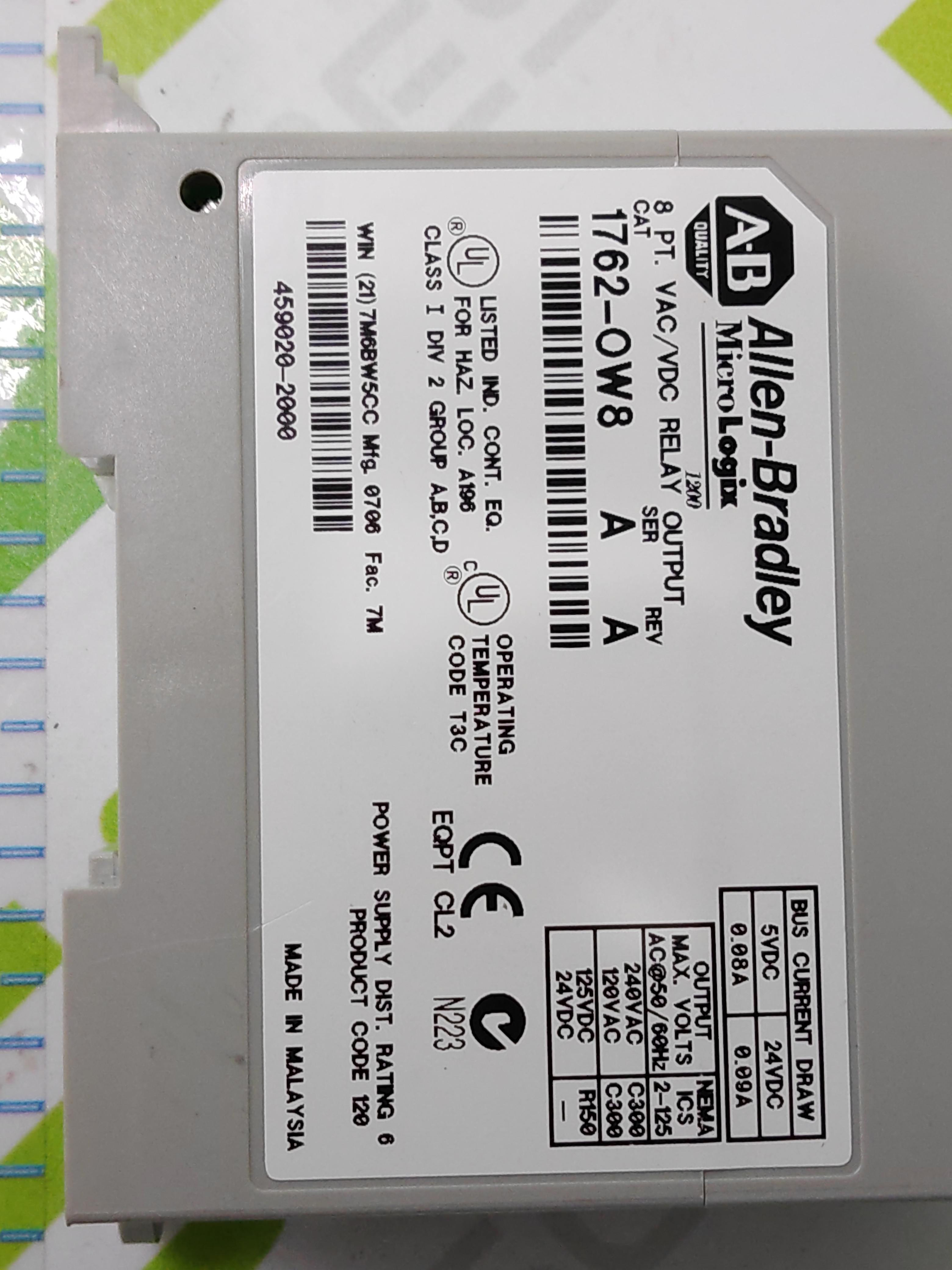 Used ALLEN-BRADLEY 1762-OW8 MICROLOGIX RELAY OUTPUT MODULE