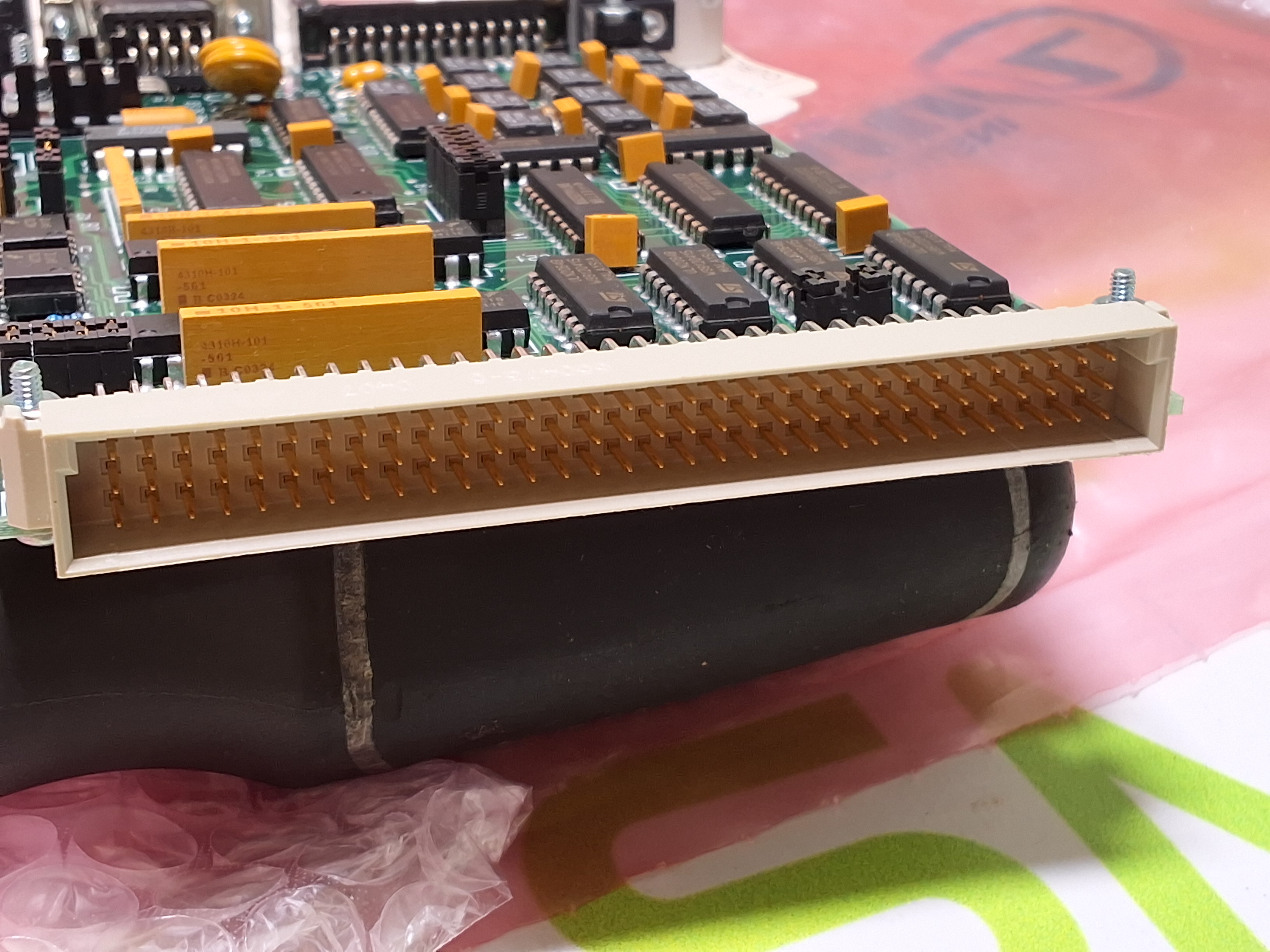 Used UNIVERSAL INSTRUMENTS 44316801 MM16 I/O ASM BOARD