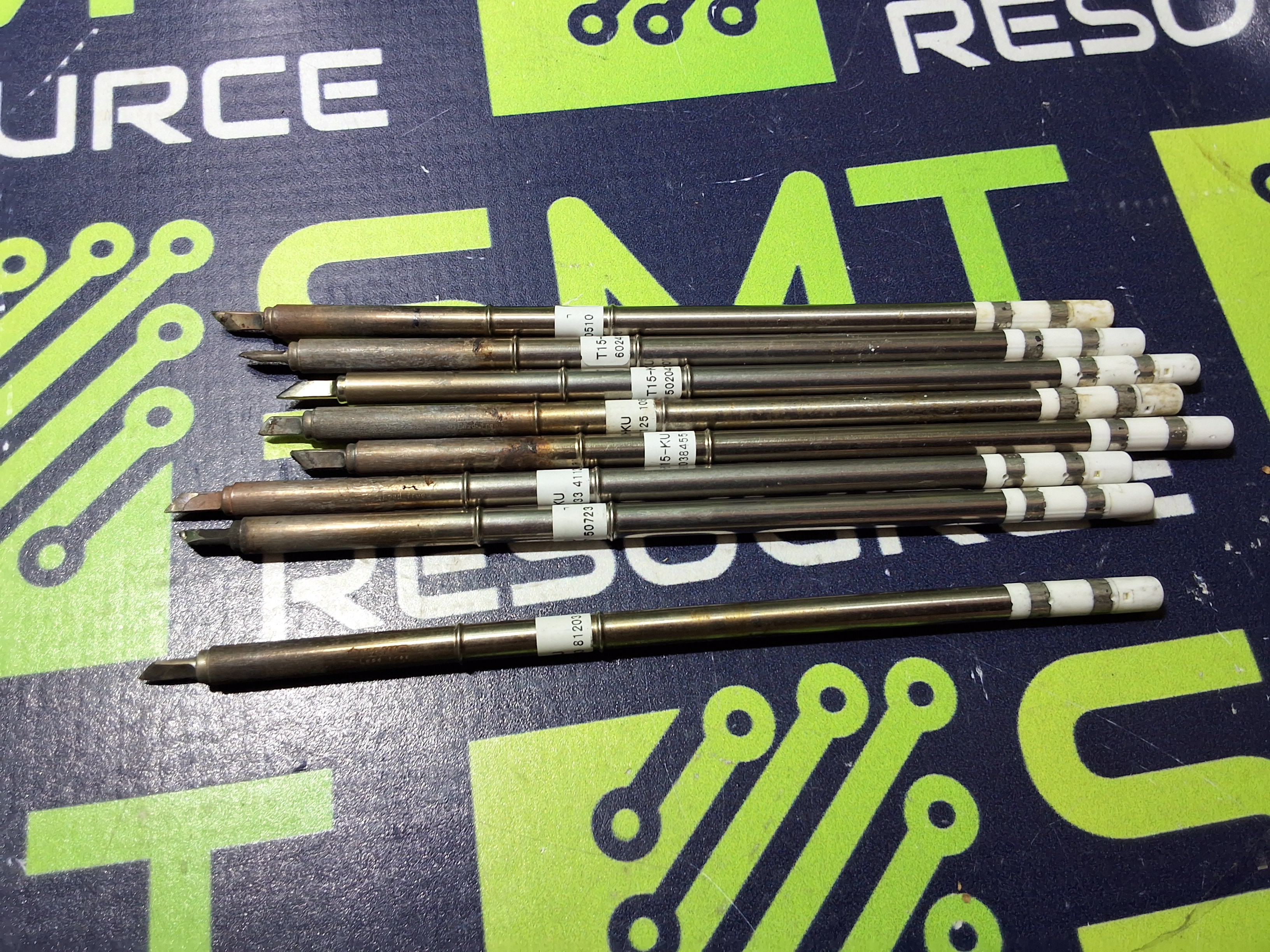 Used HAKKO T15-KU SOLDERING TIP; KNIFE 3 x 11mm - LOT OF 8 - 