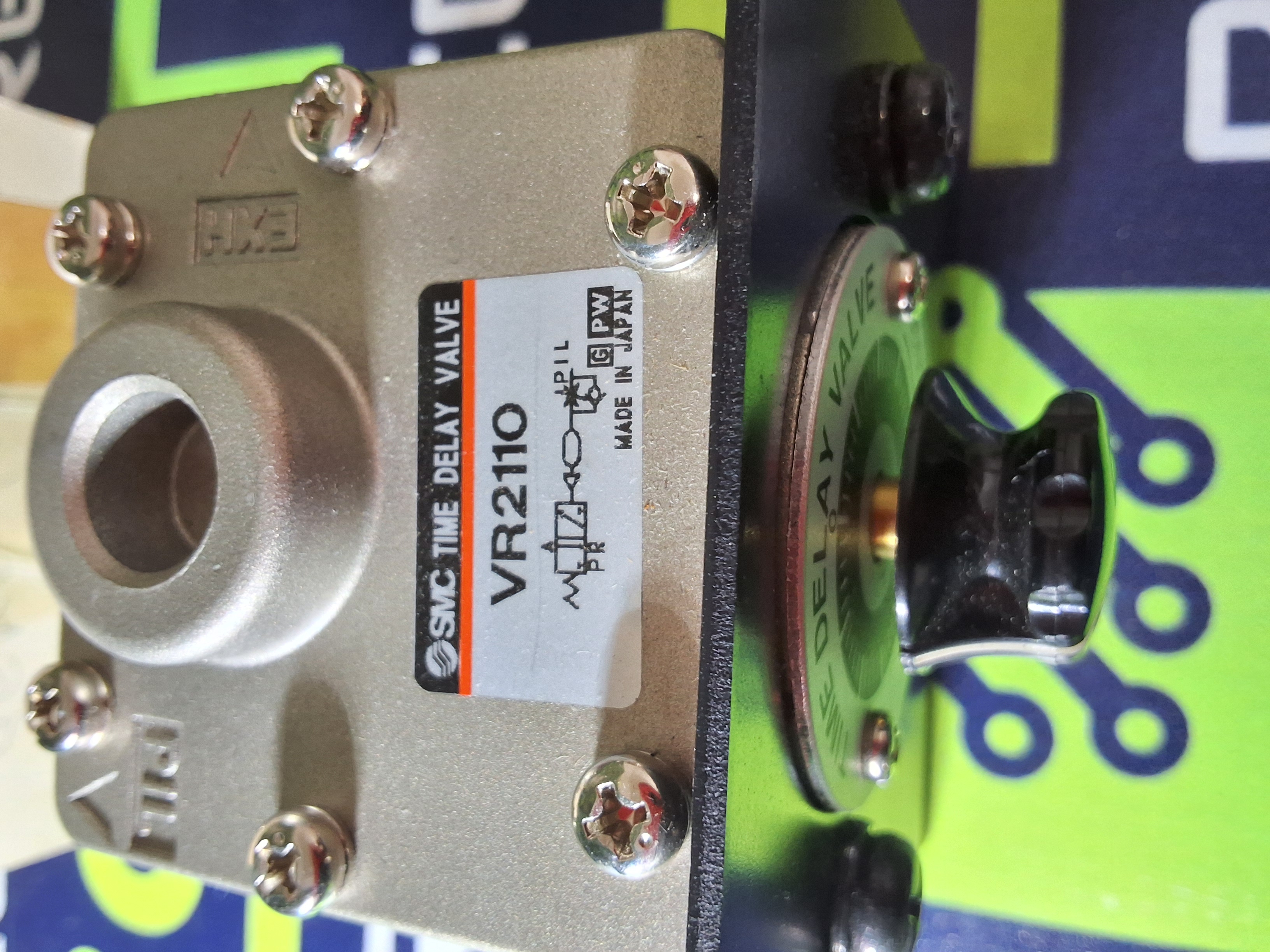 SMC VR2110 TIME DELAY VALVE VR2110-N01 - NEW