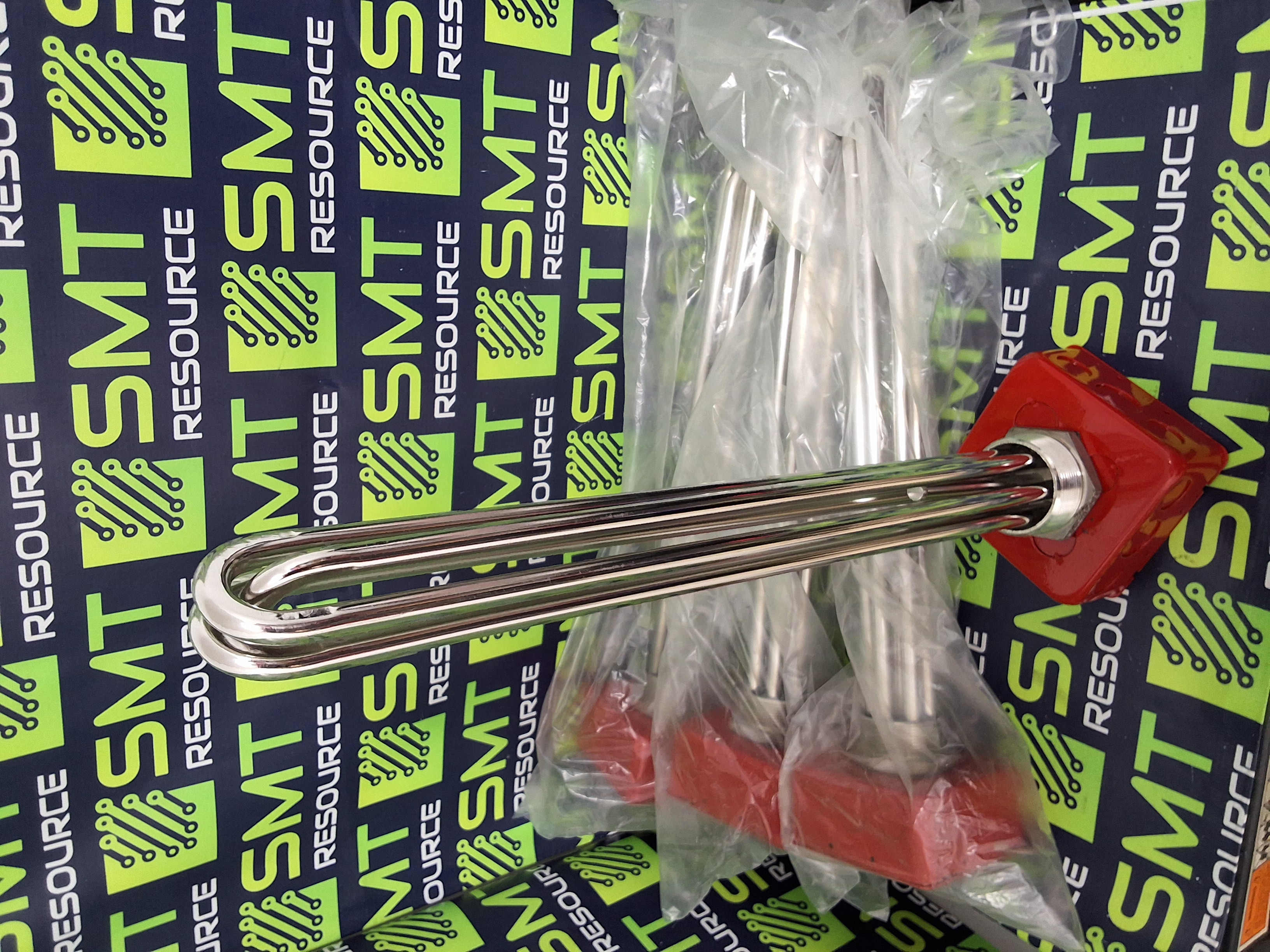 GLO-QUARTZ SPN-9QQ18-EP/5 IMMERSION HEATER 9000W 460V 3-PHASE 11.2A - BRAND NEW