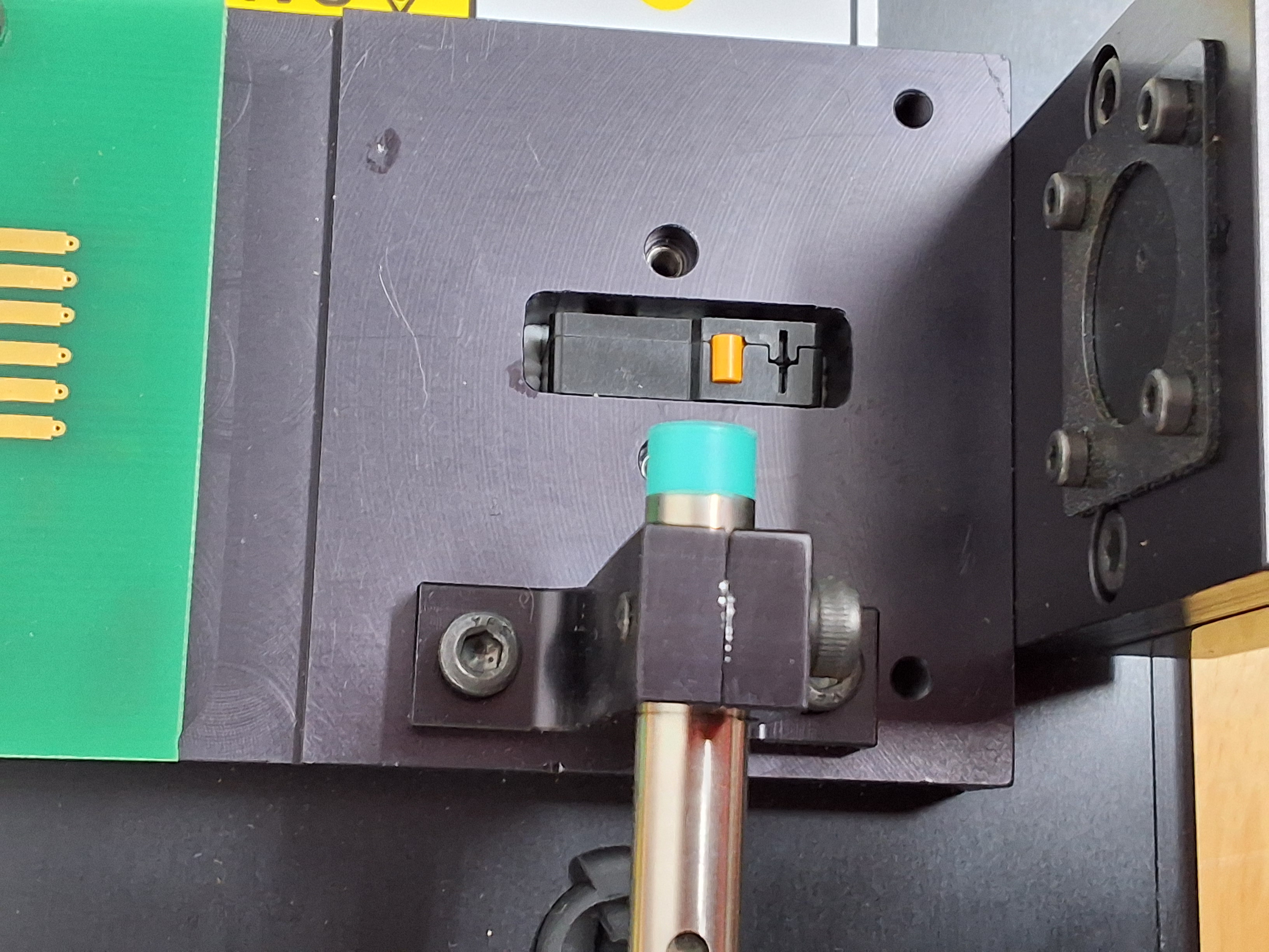 UNIVERSAL INSTRUMENTS 51390505 SPINDLE TESTER ASSEMBLY WITH 51935001 SETUP SPINDLE - BRAND NEW