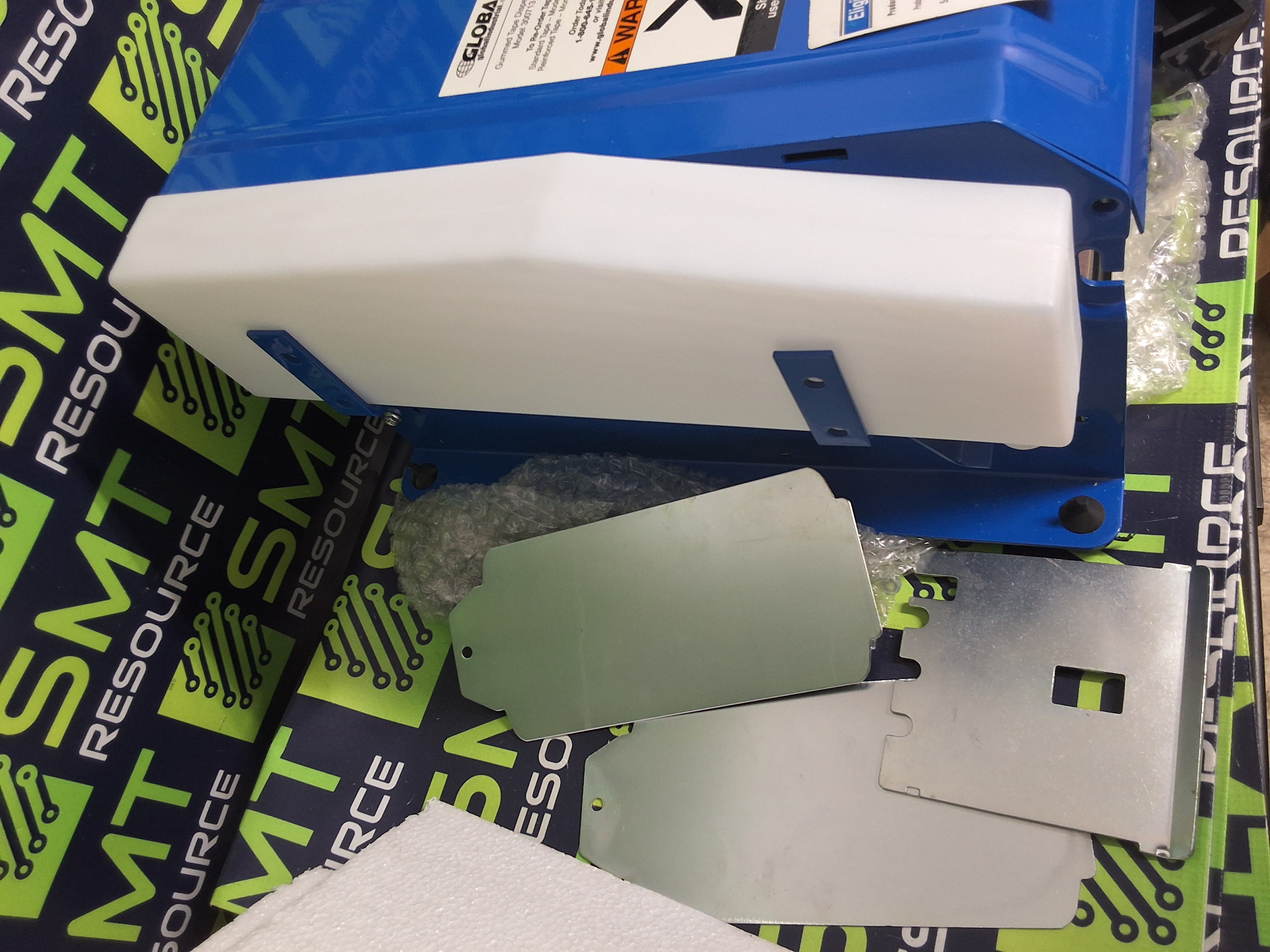 Used GLOBAL INDUSTRIAL FX-800 / 300713 MANUAL GUMMED WATER ACTUVATED TAPE DISPENSER 