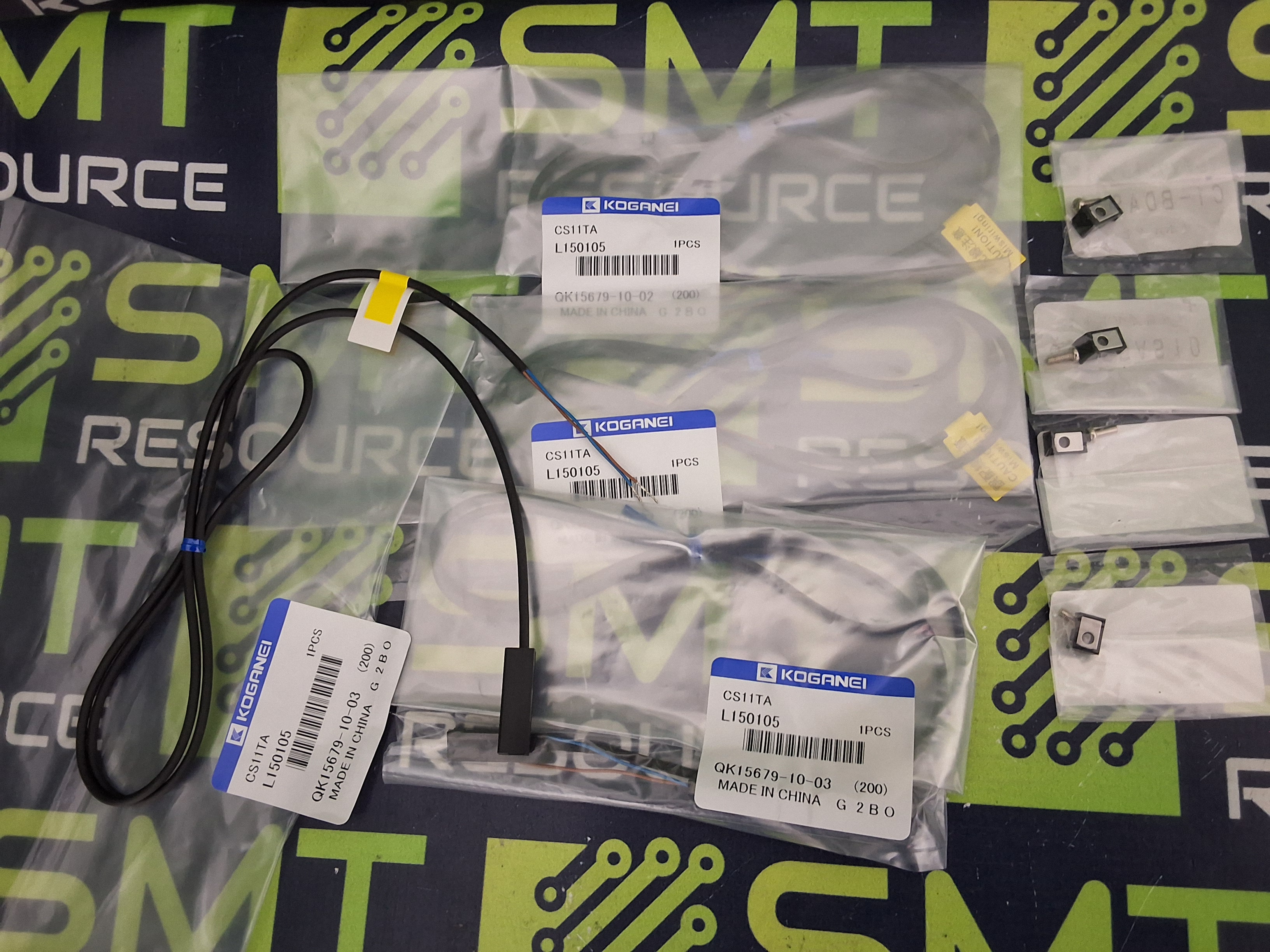 KOGANEI CS11T REED-TYPE SENSOR SWITCH - LOT OF 2 UNITS - BRAND NEW
