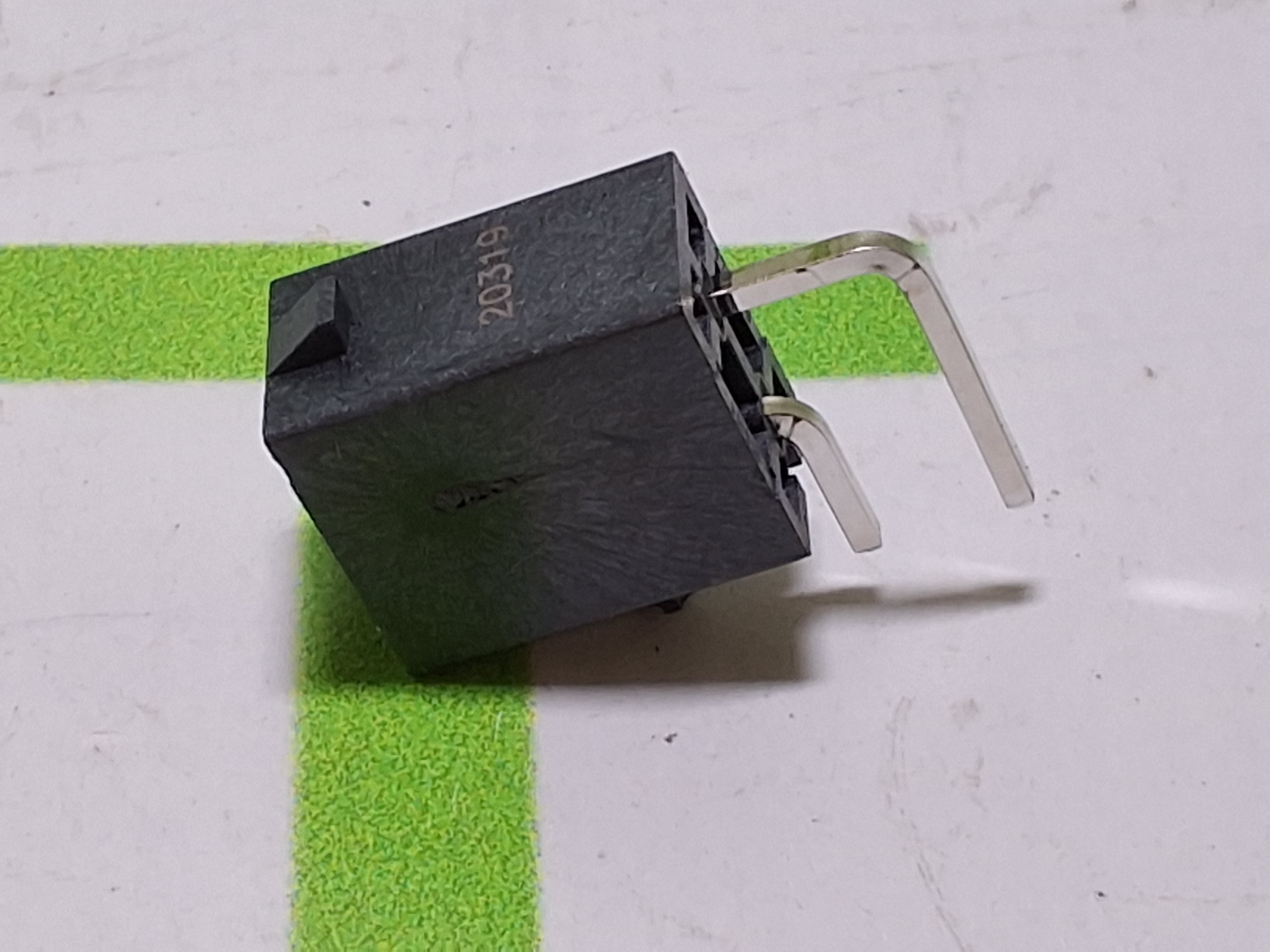 MOLEX WM11969-ND CONN HEADER R/A 2POS - LOT OF 8 - NEW