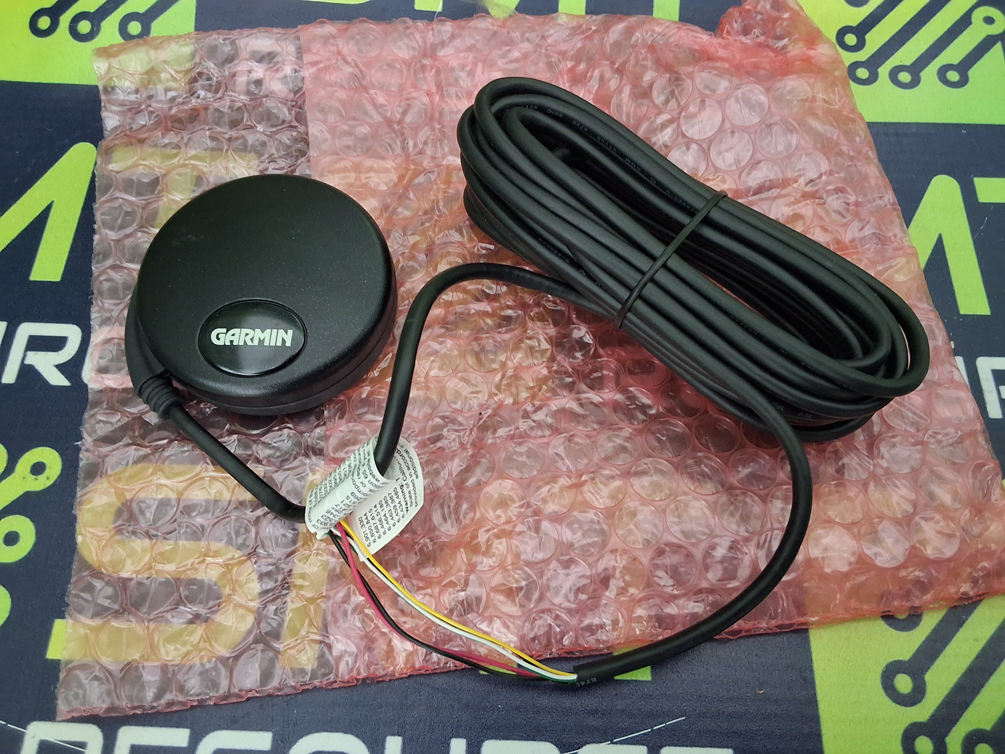 GARMIN GPS18x-5Hz OEM GPS PUCK SENSOR - NEW