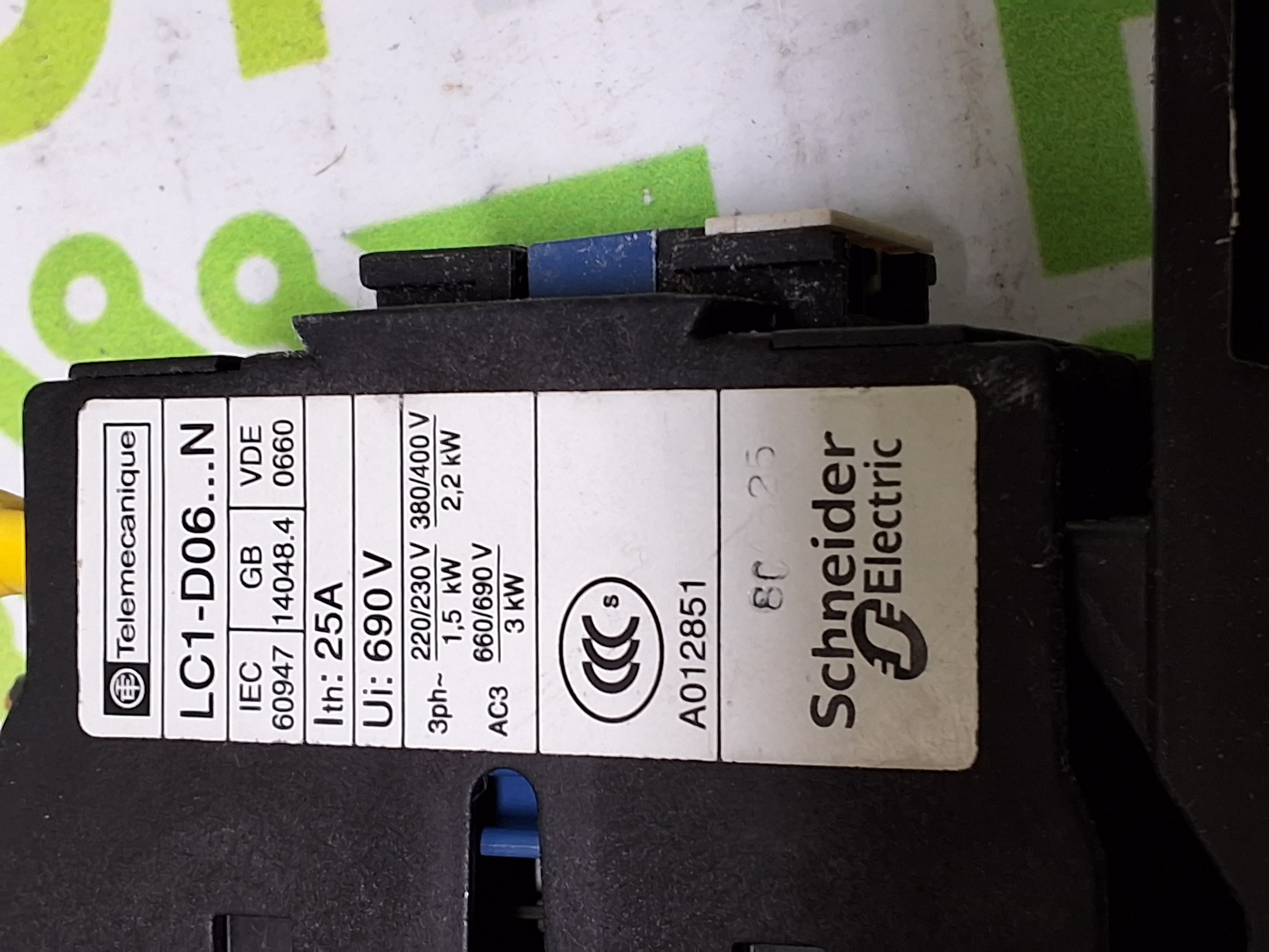 Used TELEMECANIQUE LC1 D06 10 RELAY WITH LR2D13 ELECTRICAL COIL LR2 D1305 C