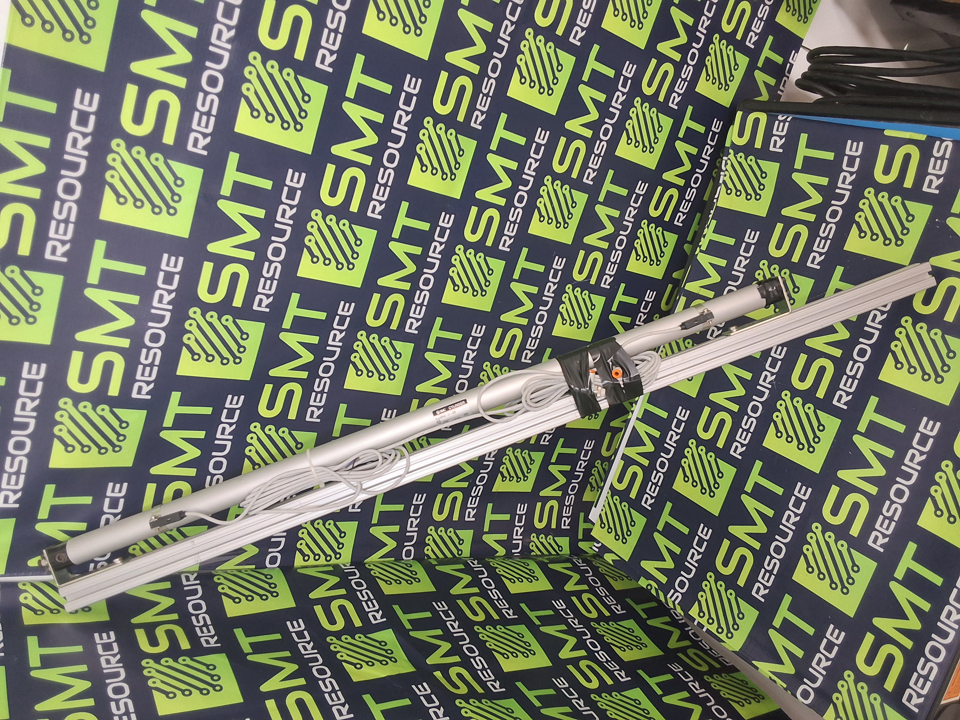 Used SMC NCDGBN20-01-026 PNEUMATIC 30in AIR CYLINDER