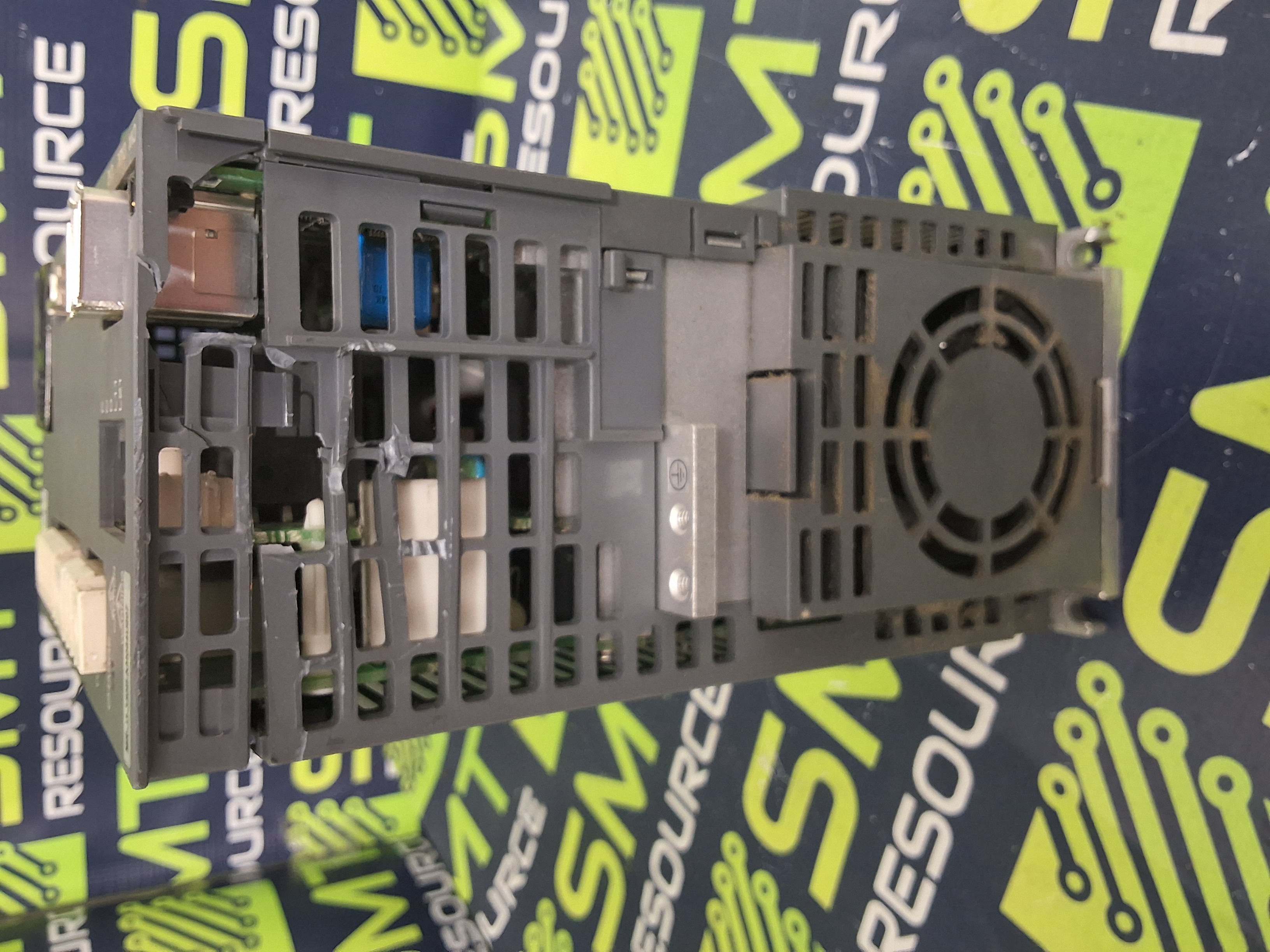 Used MITSUBISHI MR-J3-350B-KM084U607 AC SERVO DRIVE / AMPLIFIER - MELSERVO-J3 SERIES 3.5kW - PARTS ONLY