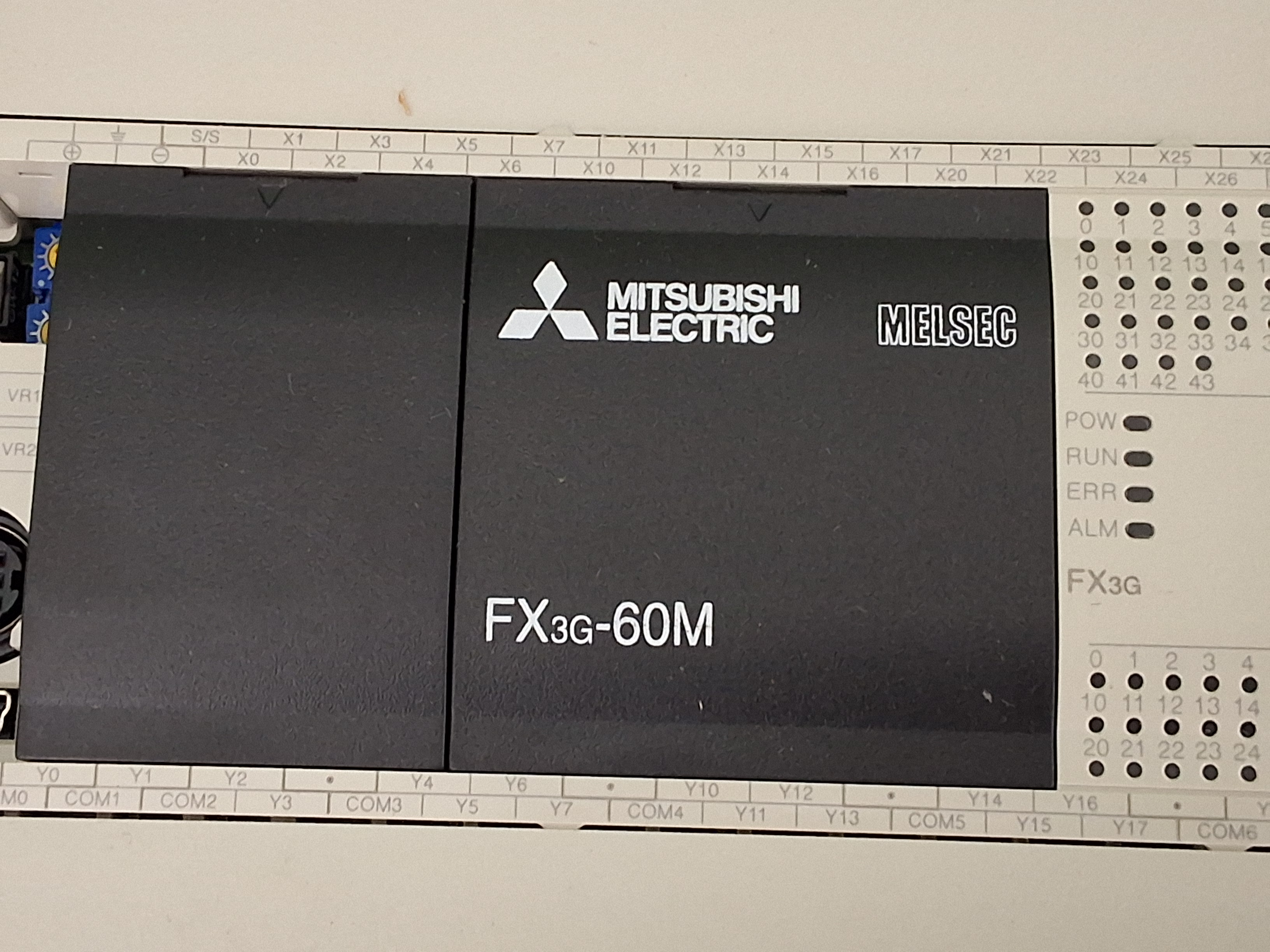 Used MITSUBISHI FX3G-60M / FX3G-60MT/DS PROGRAMMABLE LOGIC CONTROLLER PLC MELSEC SERIES