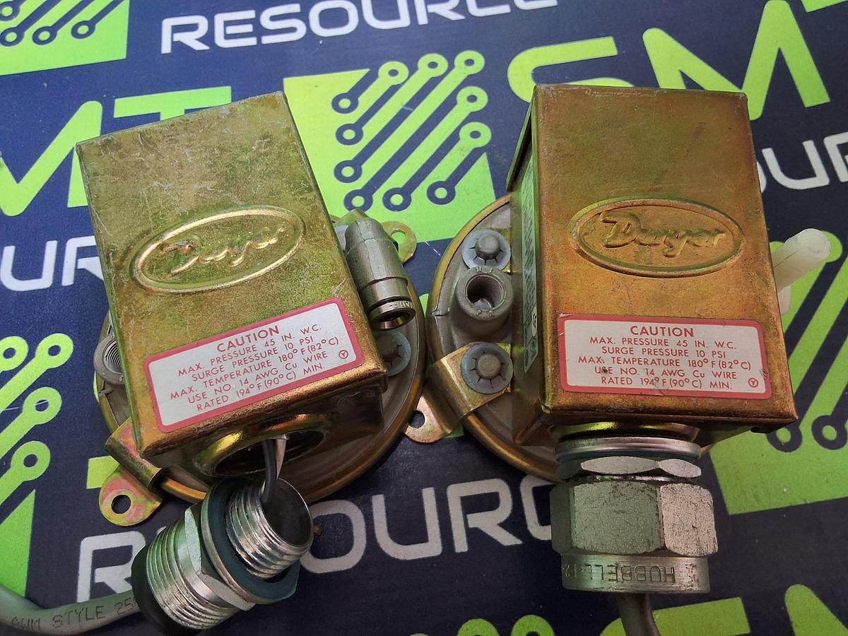 Used DWYER 1910-0 PRESSURE SWITCH - LOT OF 2 -
