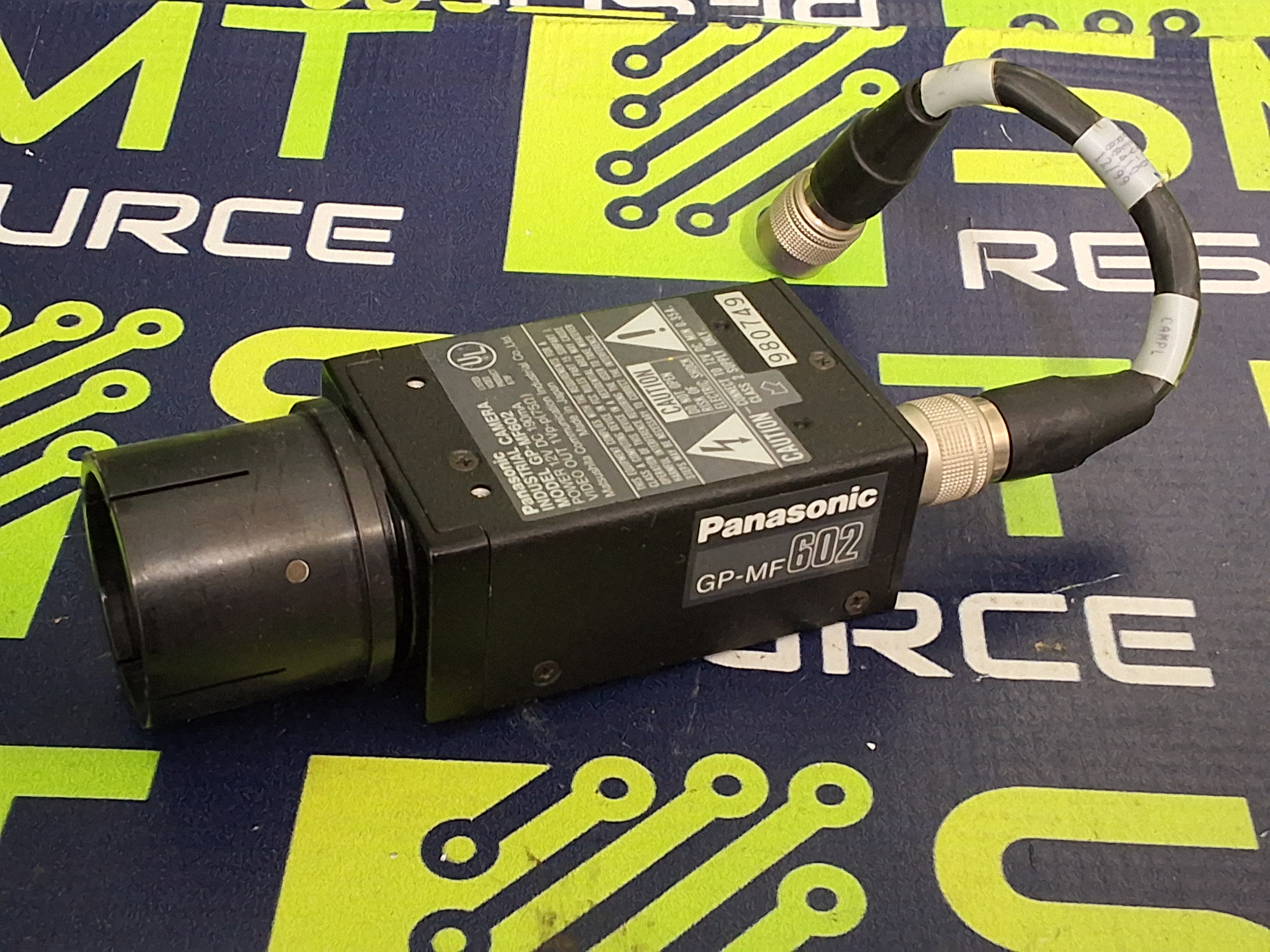 Used PANASONIC GP-MF602 INDUSTRIAL CCD CAMERA WITH CABLE 12VDC 190mA