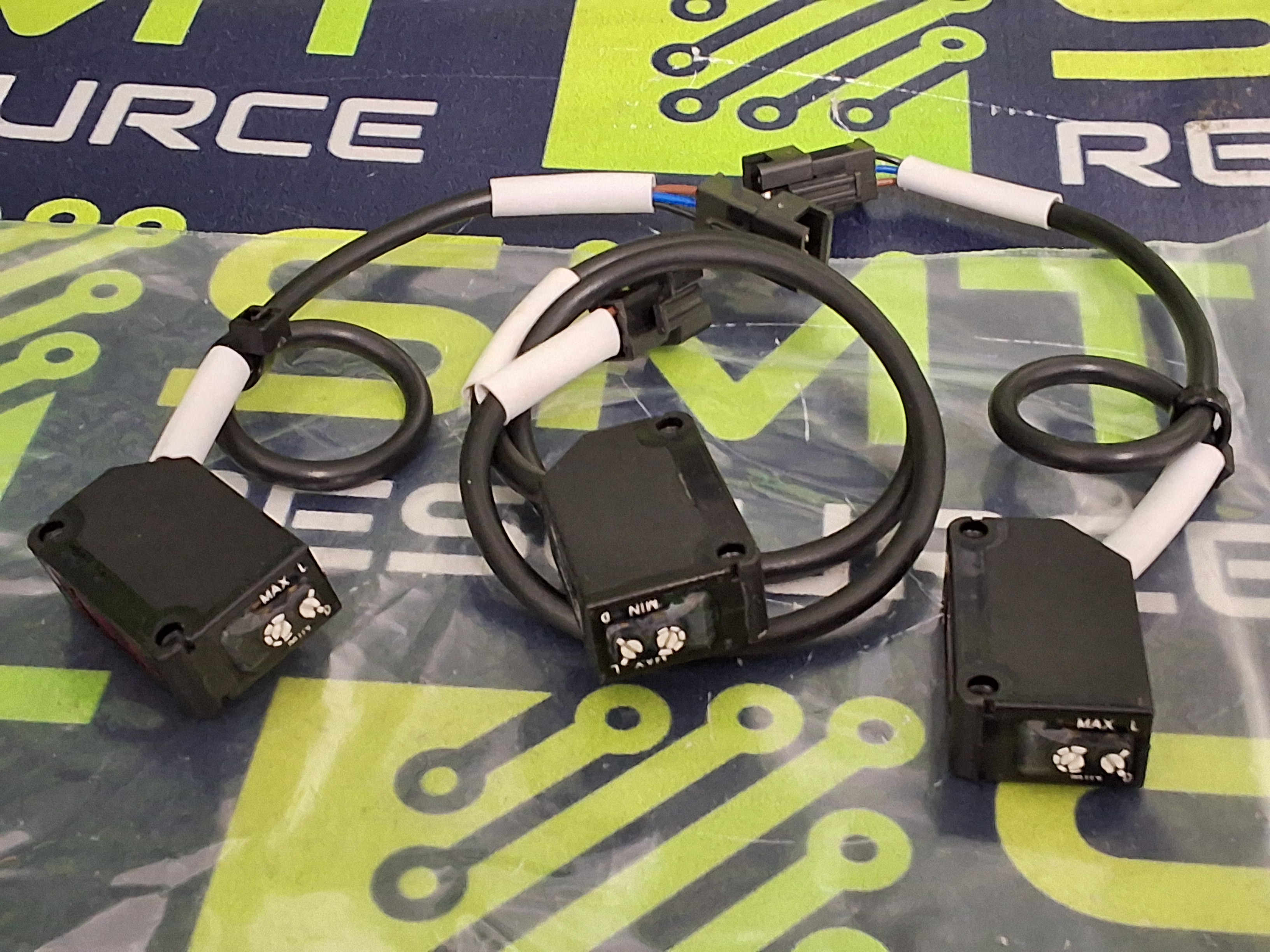 Used PANASONIC CX-411D PHOTOELECTRIC SENSOR - LOT OF 3