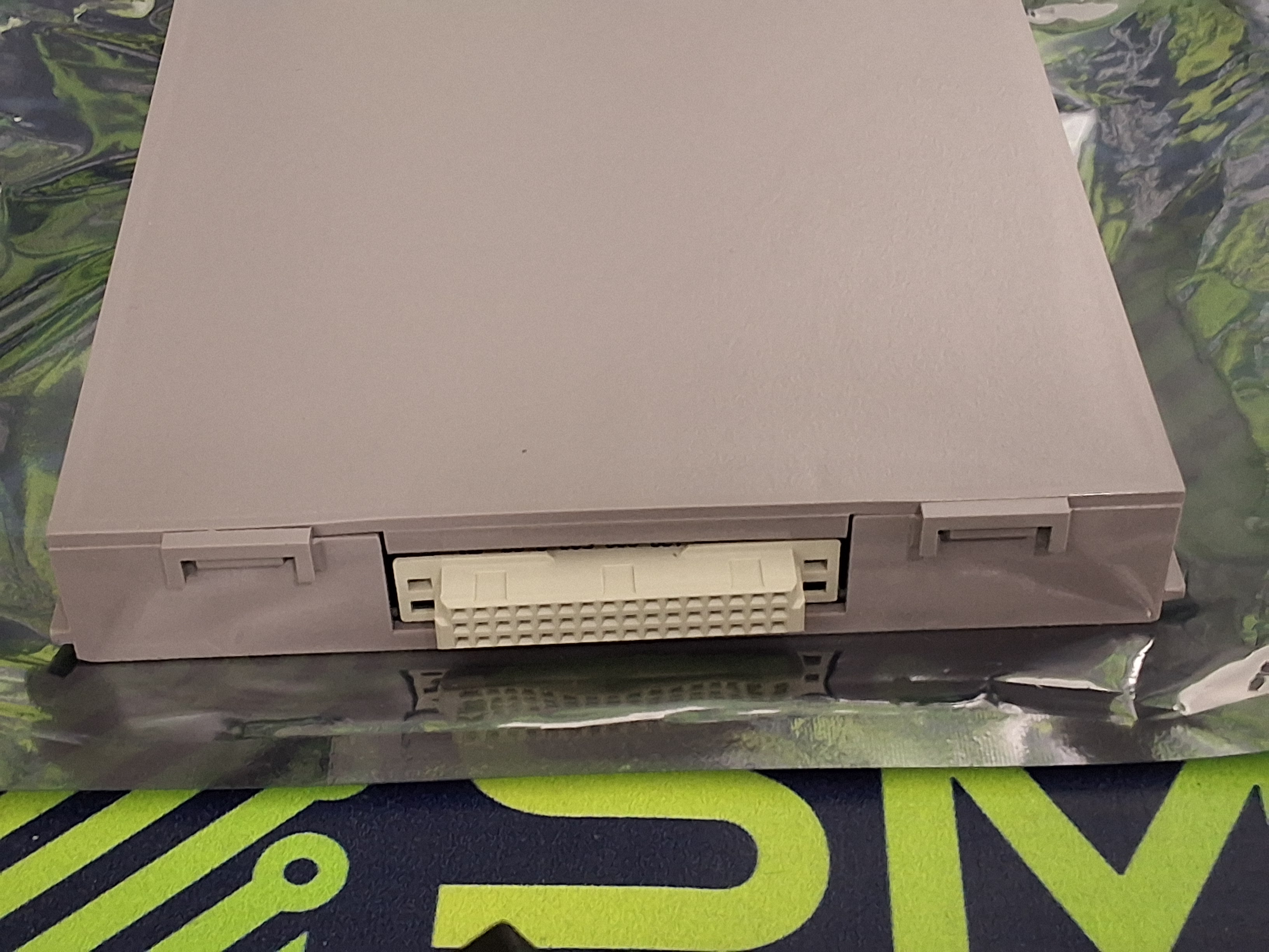Used KEITHLEY 7711 PLUG-IN DUAL 1×4 RF MULTIPLEXER MODULE 2GHz 50Ω