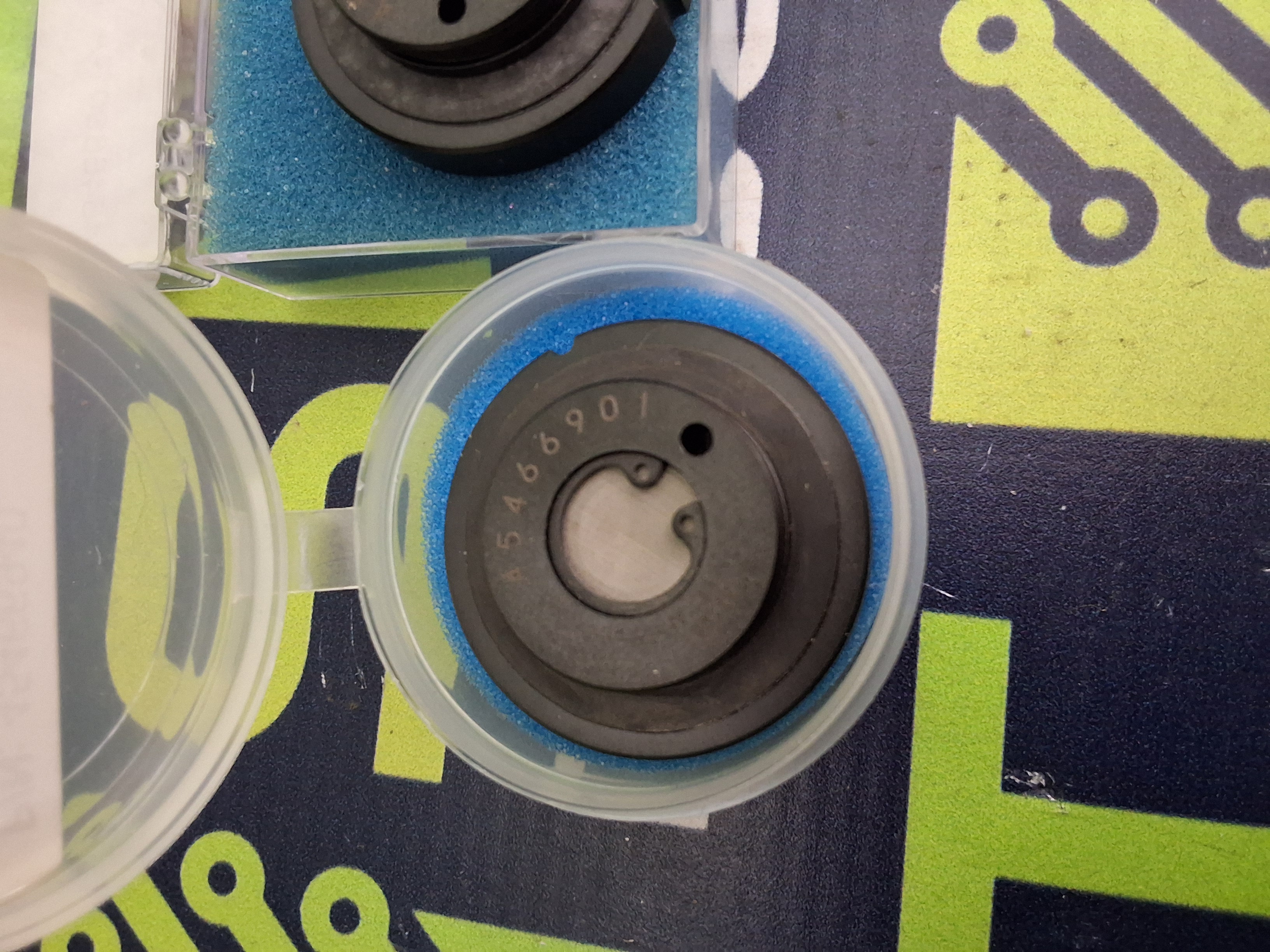 Used UNIVERSAL INSTRUMENTS 45466901 GSM NOZZLE