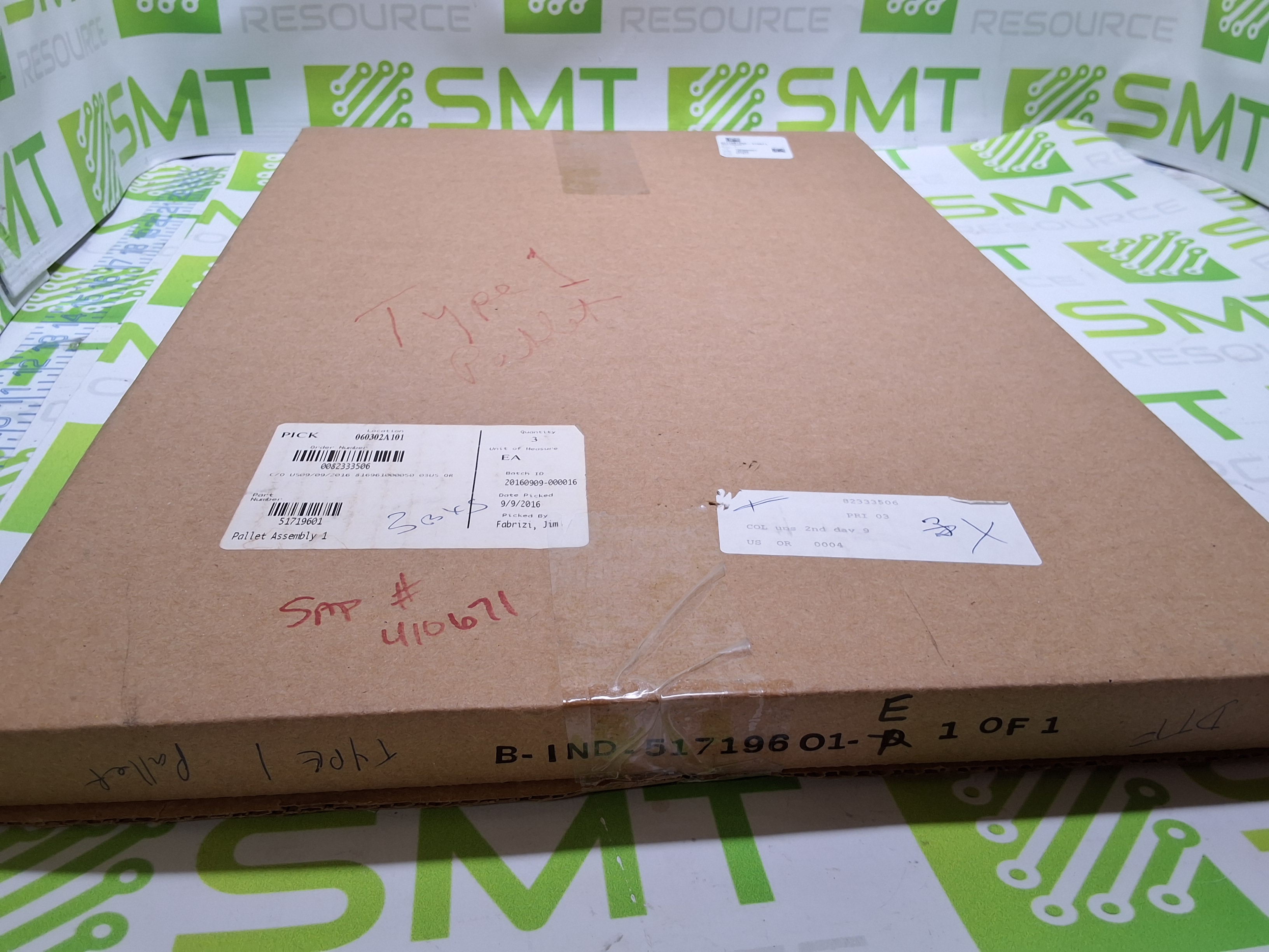 Used UNIVERSAL INSTRUMENTS 51719601 PALLET ASSEMBLY TYPE 1 