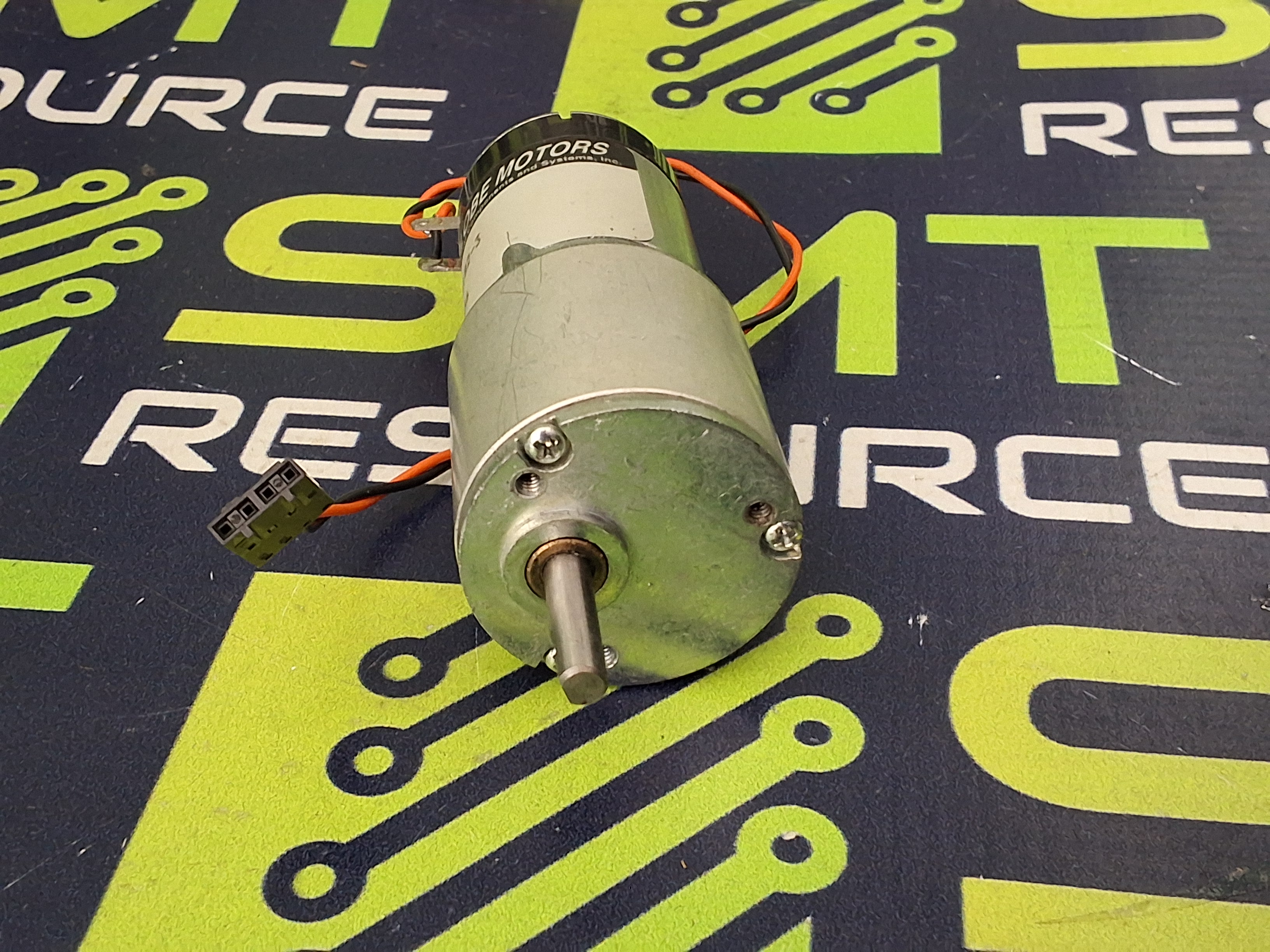 Used GLOBE MOTORS 415A182-3