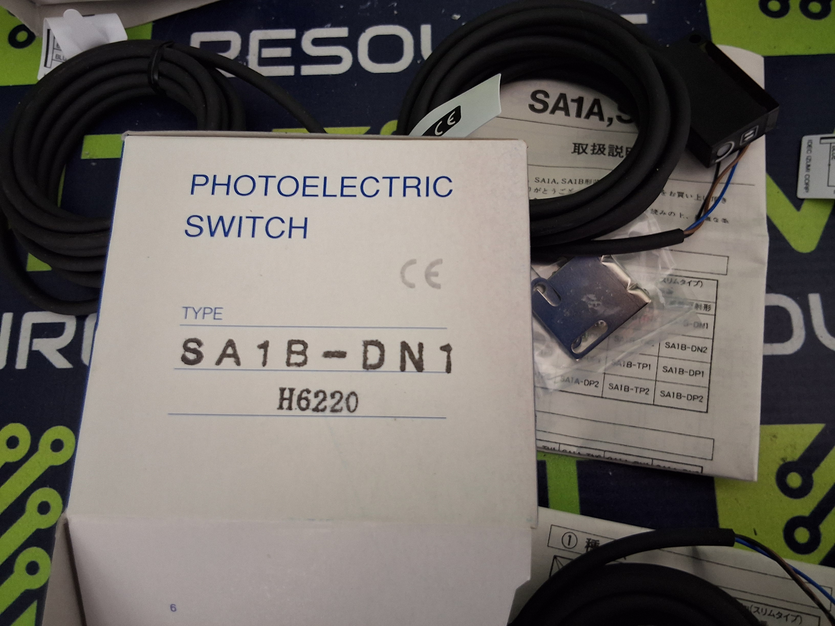 IDEC SA1B-DN1 PHOTOELECTRIC SENSOR - BRAND NEW