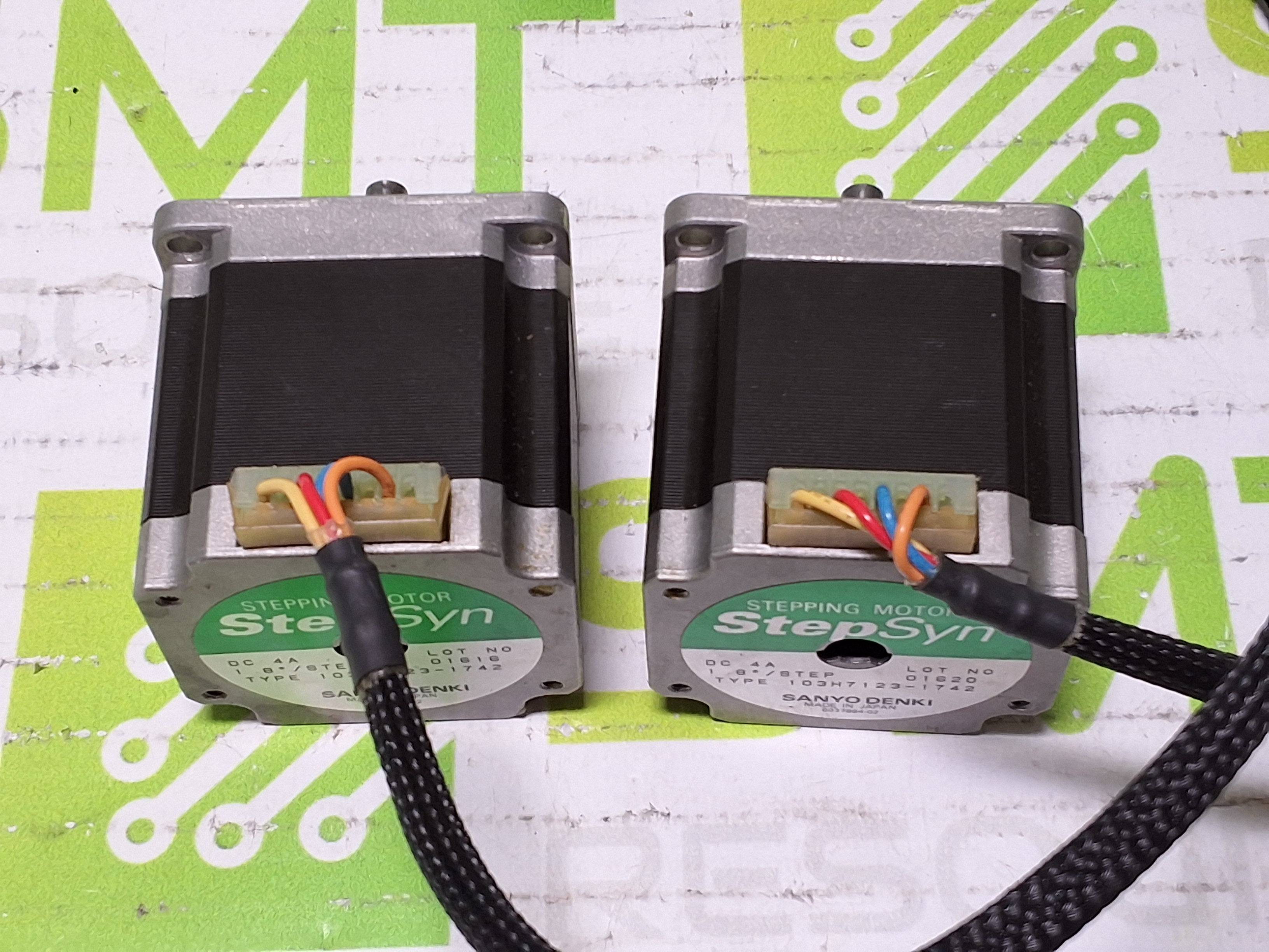 Used SANYO DENKI 103H7123-1742 STEPSYN STEPPING MOTOR