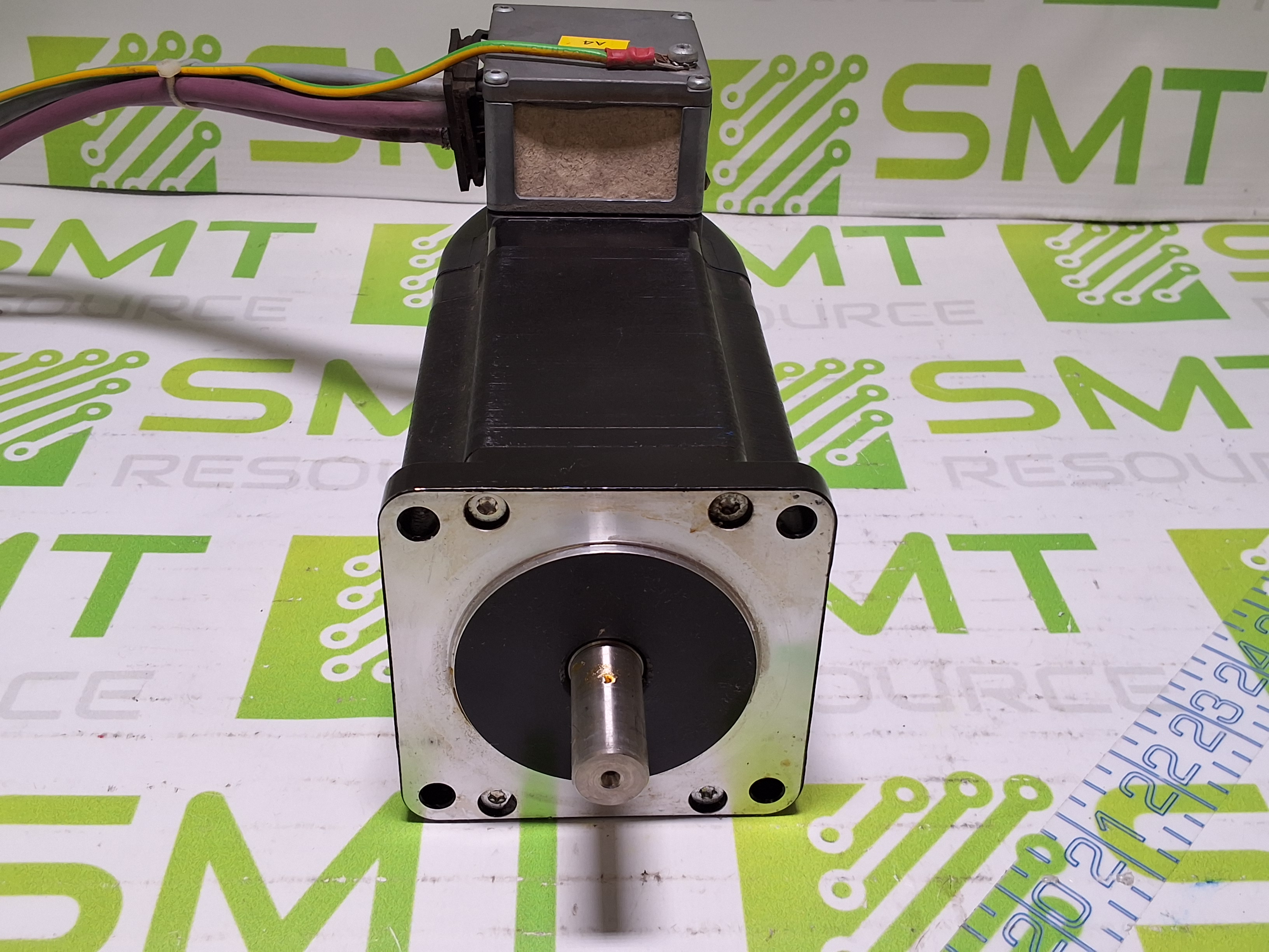 Used BERGER LAHR IFS93/2CAN-DS/---B54/O-001RPP41 SERVO MOTOR