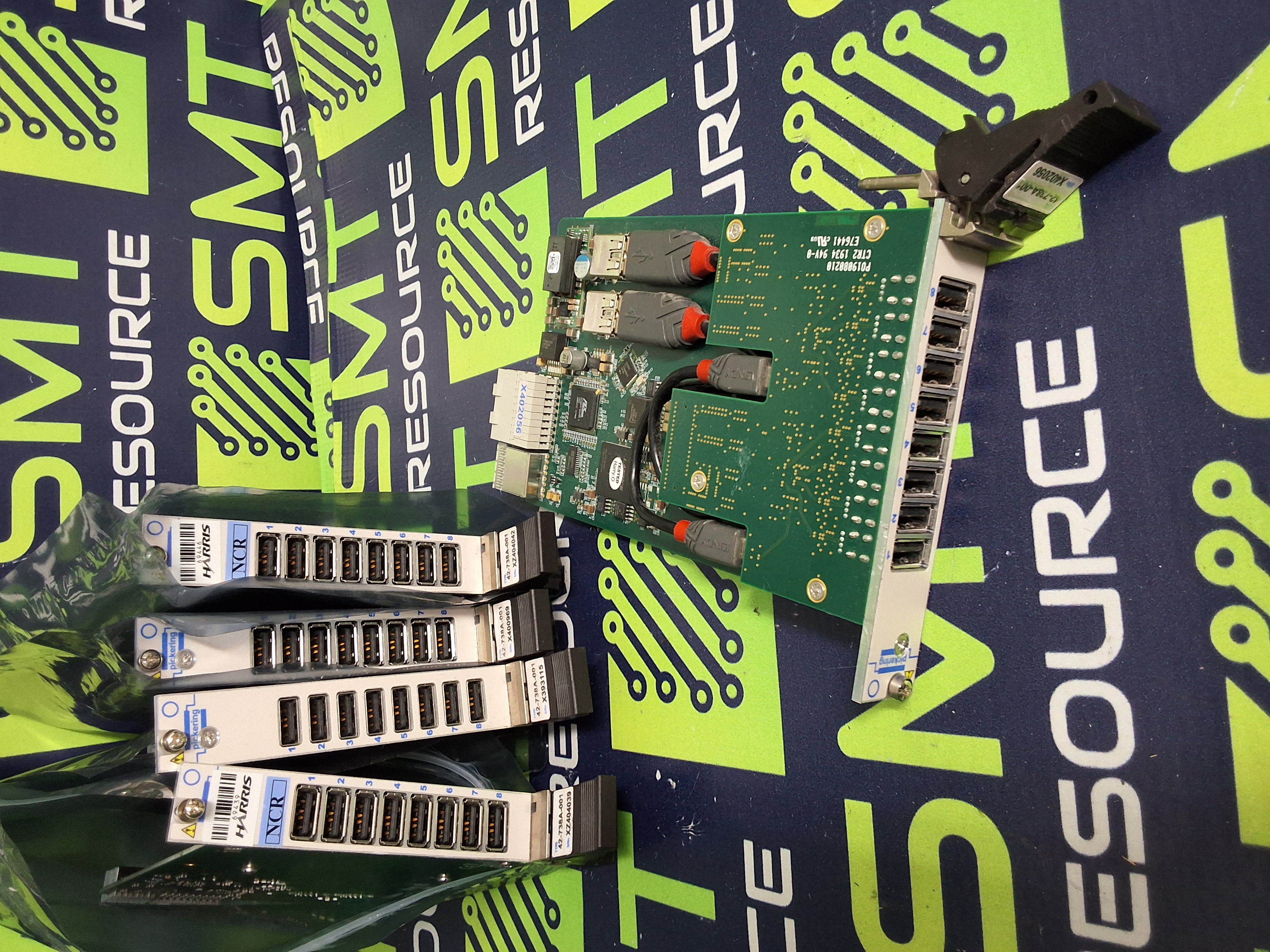 Used PICKERING 40-738-001 PROGRAMMABLE 8-PORT USB 2.0 PXI MODULE