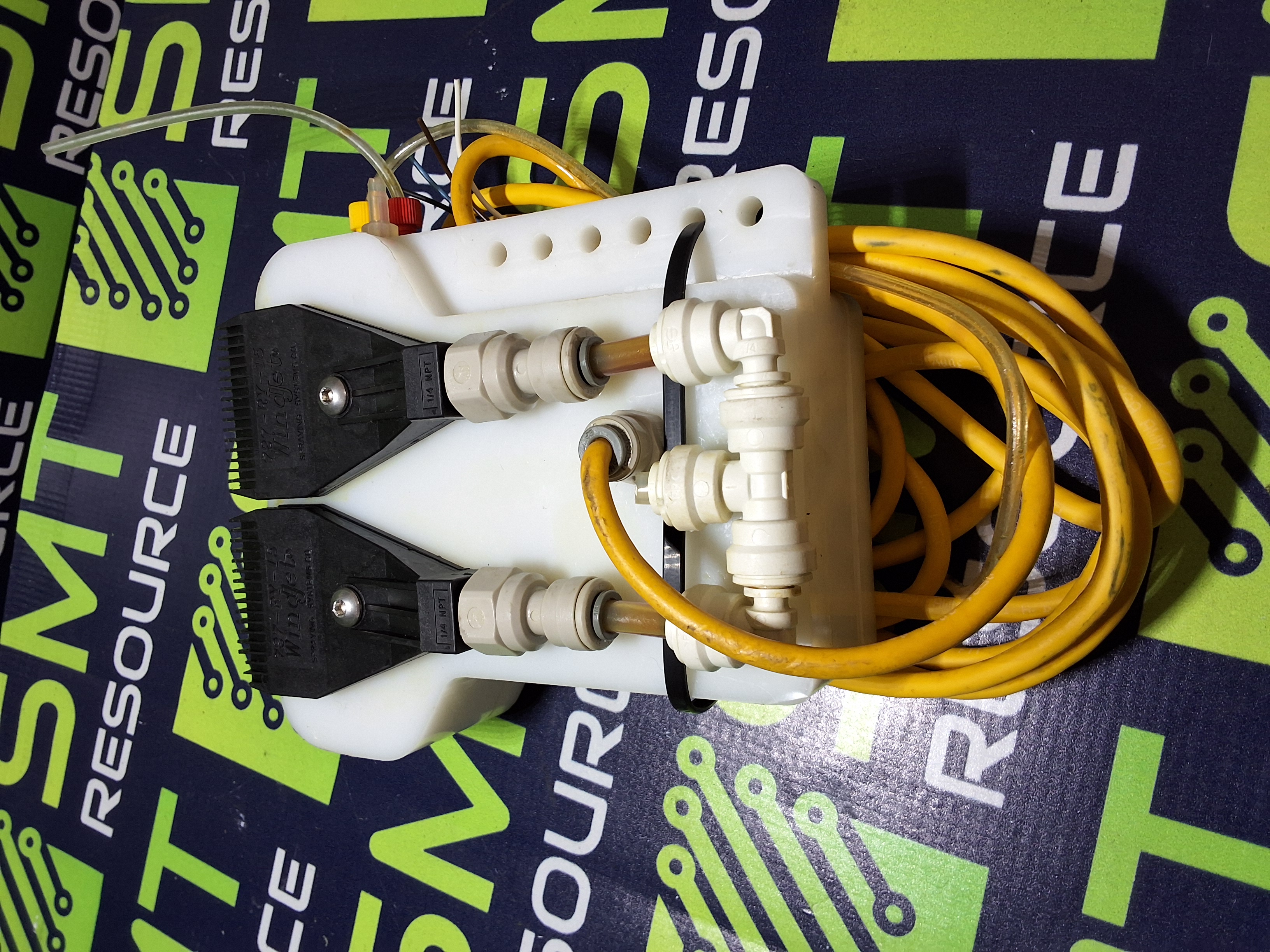 Used WINDJET 727-RY-15 FLAT FAN AIR NOZZLE ASSEMBLY