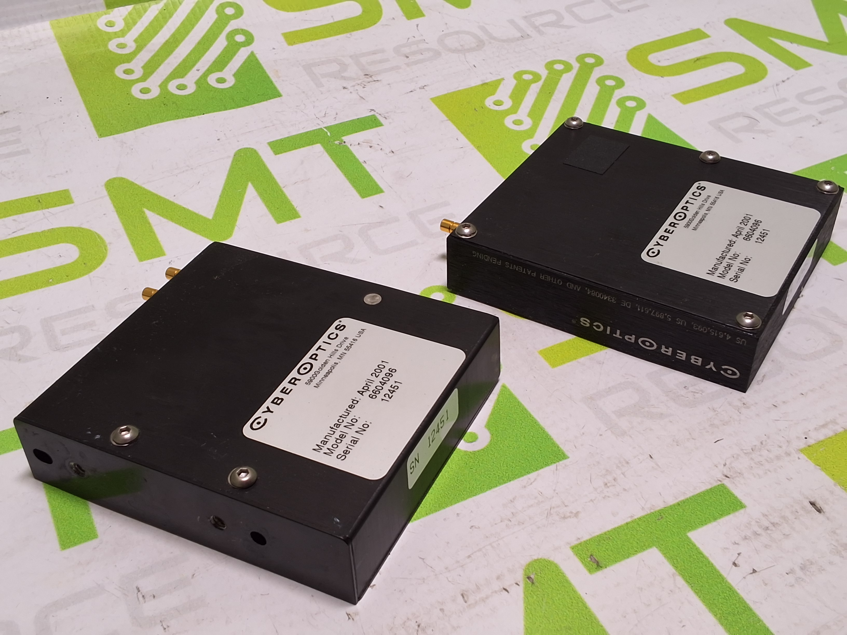 Used CYBEROPTICS 6604096 LASER SENSORS - SET OF 2 - MATCHING S/N