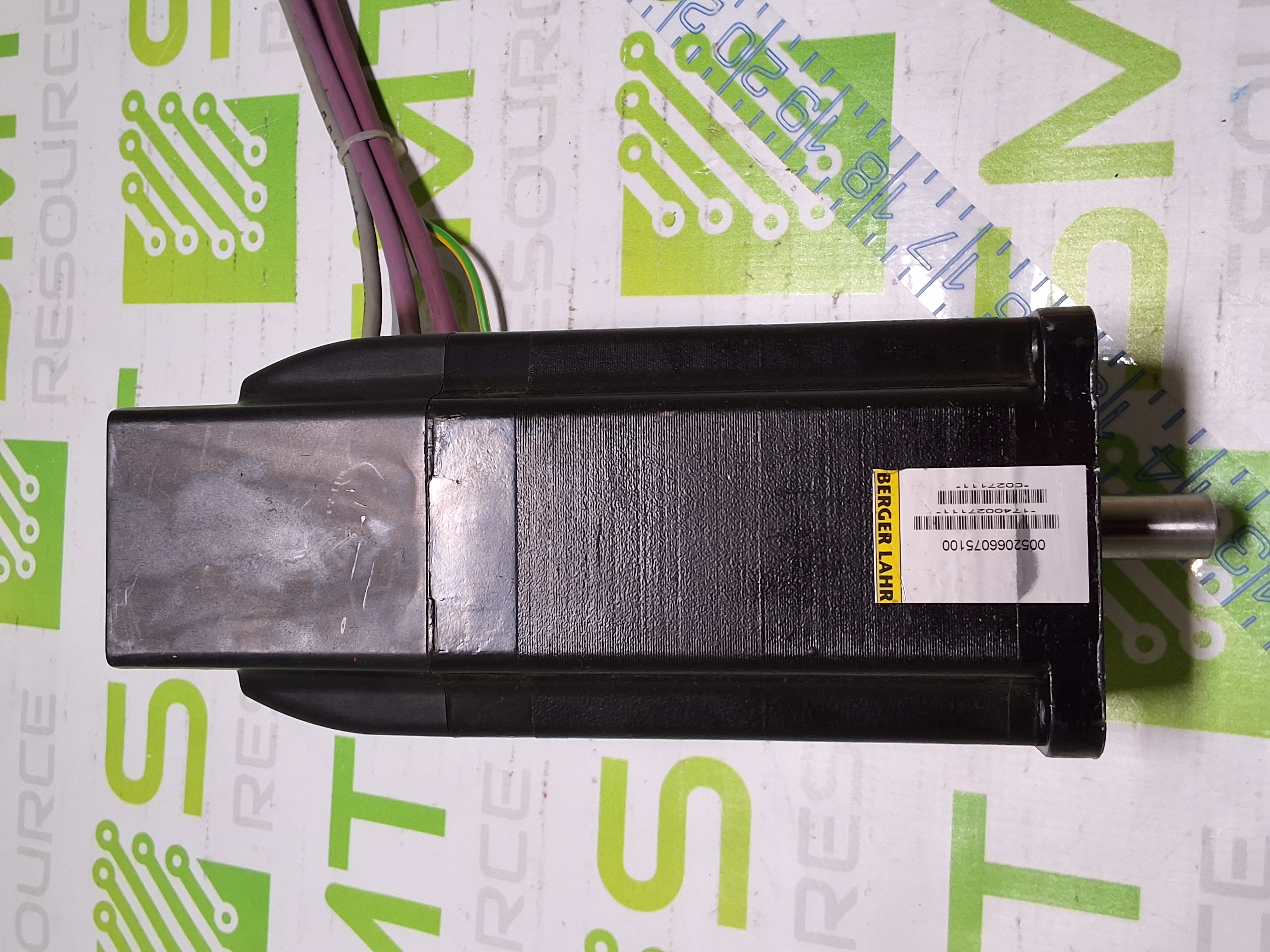 Used BERGER LAHR IFS93/2CAN-DS/---B54/O-001RPP41 SERVO MOTOR