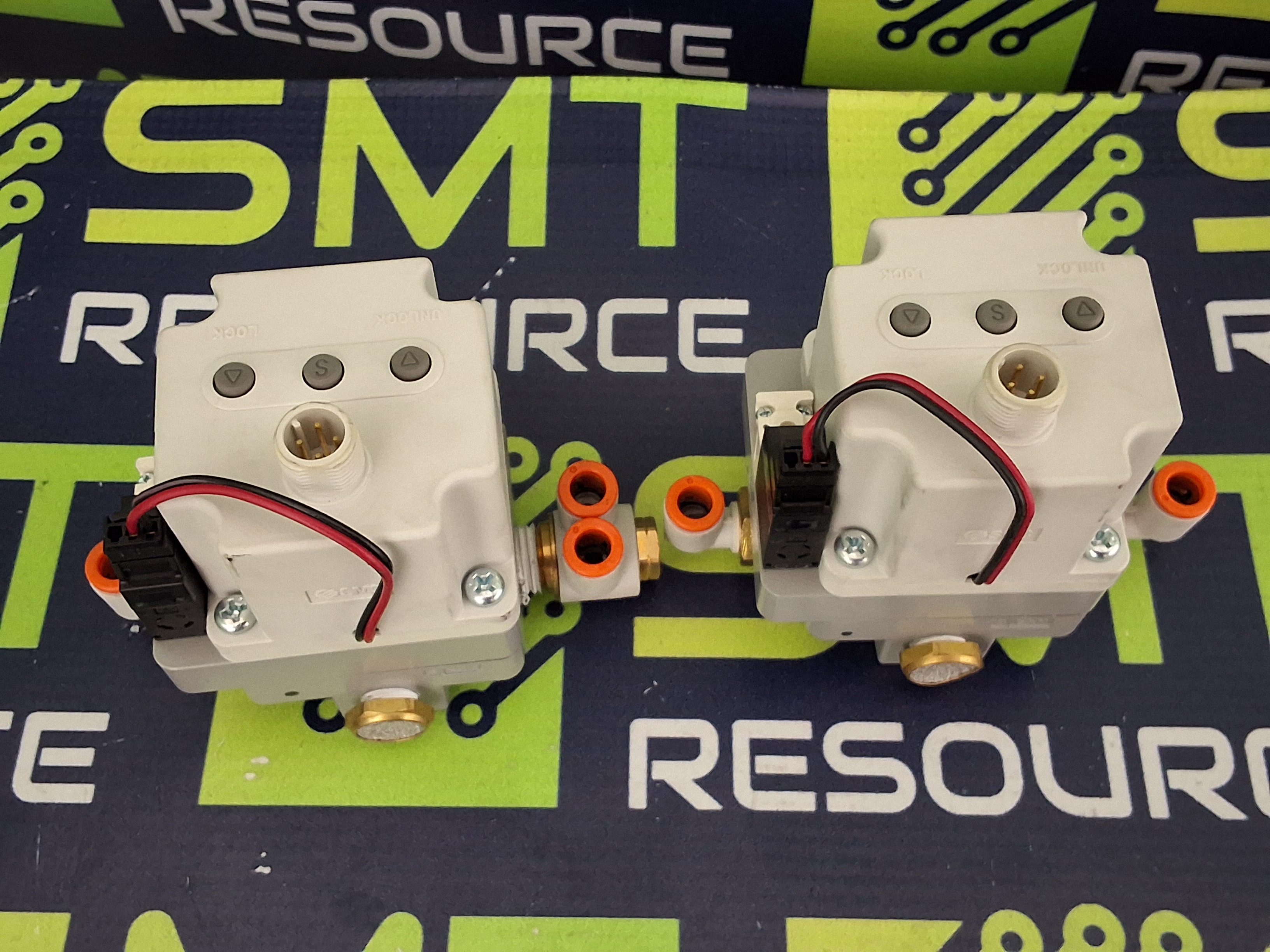 Used SMC ITV1050-21N2L4-DIQ00536 ELECTRO PNEUMATIC REGULATOR