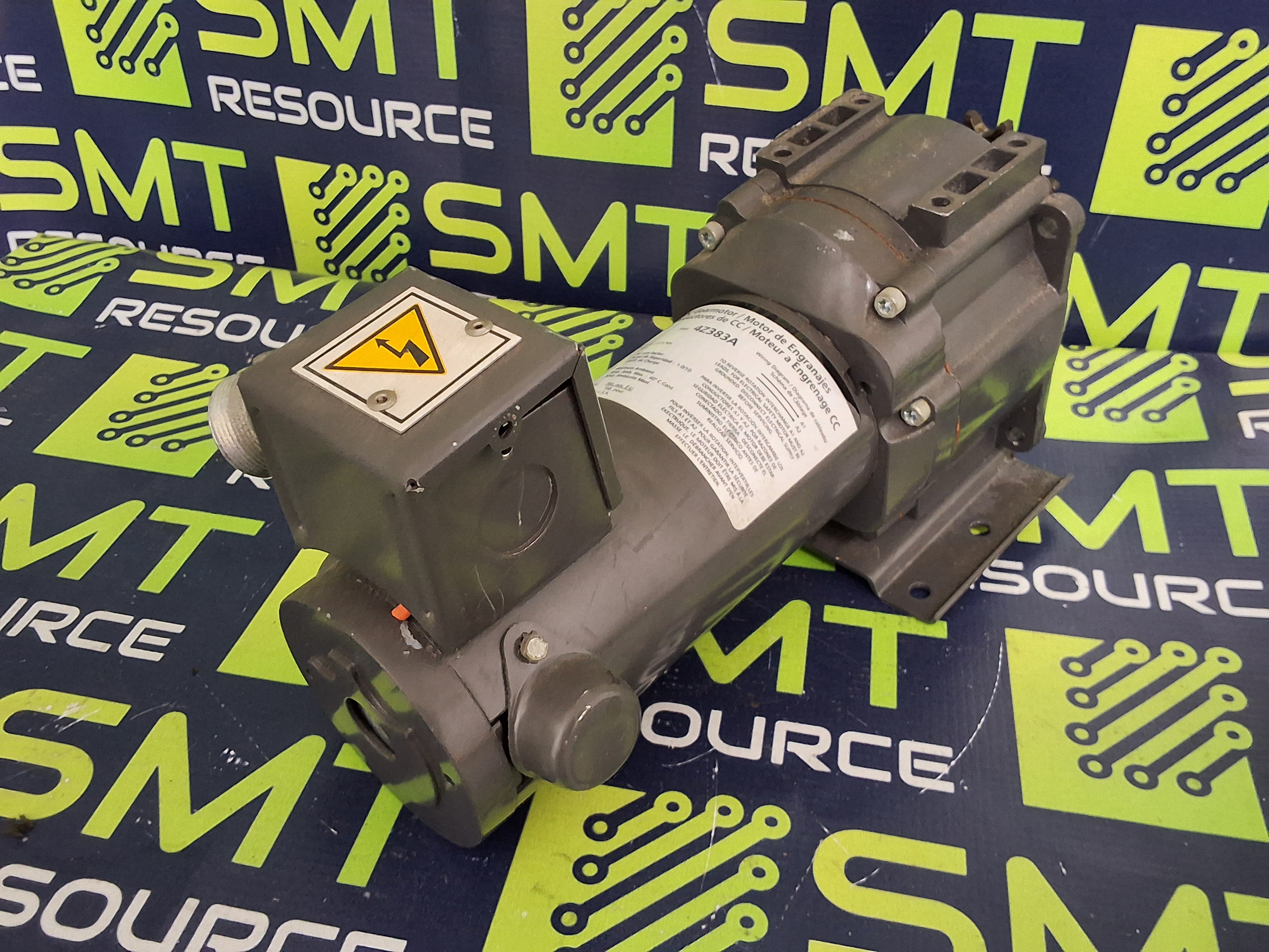 Used DAYTON 4Z383A DC GEARMOTOR 1/8HP 90V 31RPM 1.5A 
