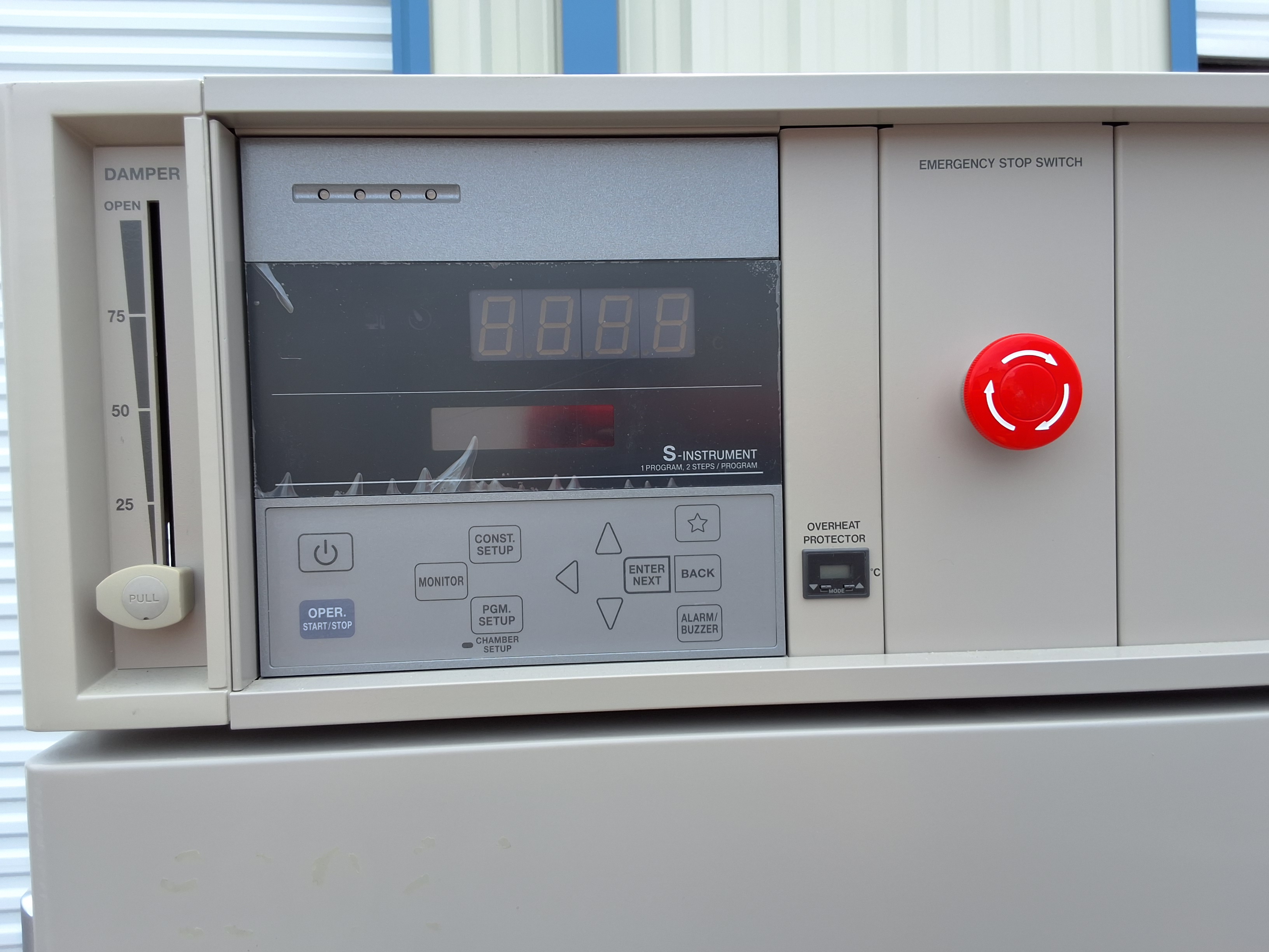 Used ESPEC CORP. PV-222 VERTICAL INDUSTRIAL OVEN 230VAC 1-PHASE 50/60Hz